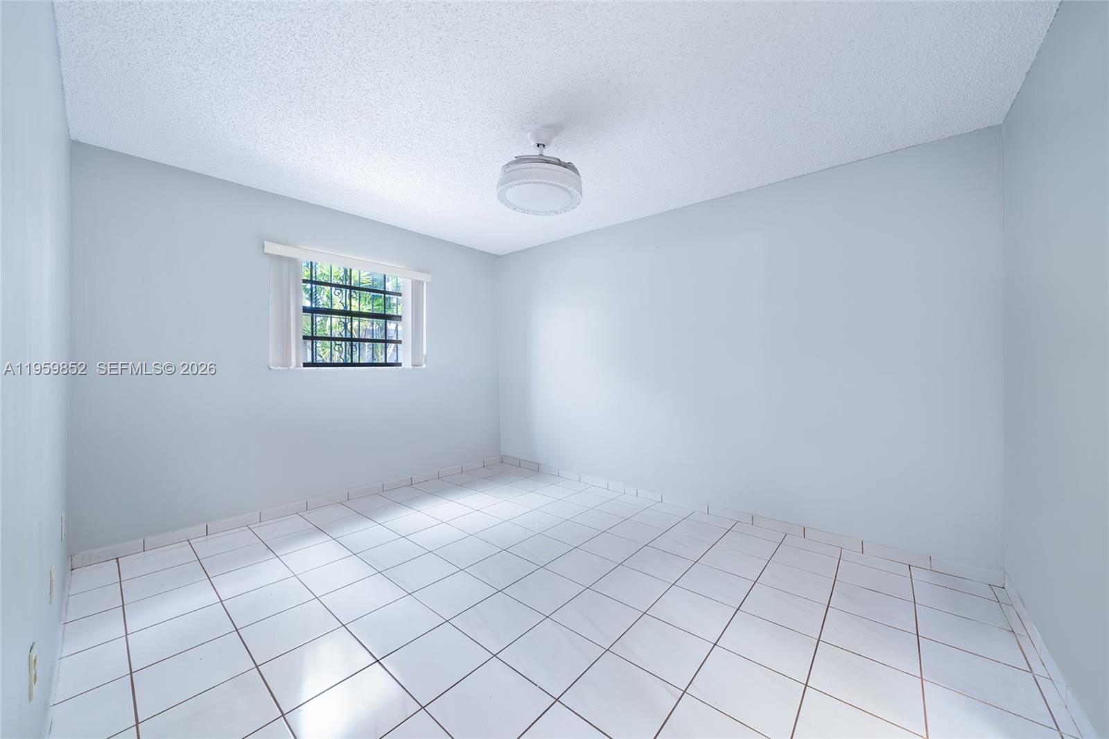 2755 W 74th St