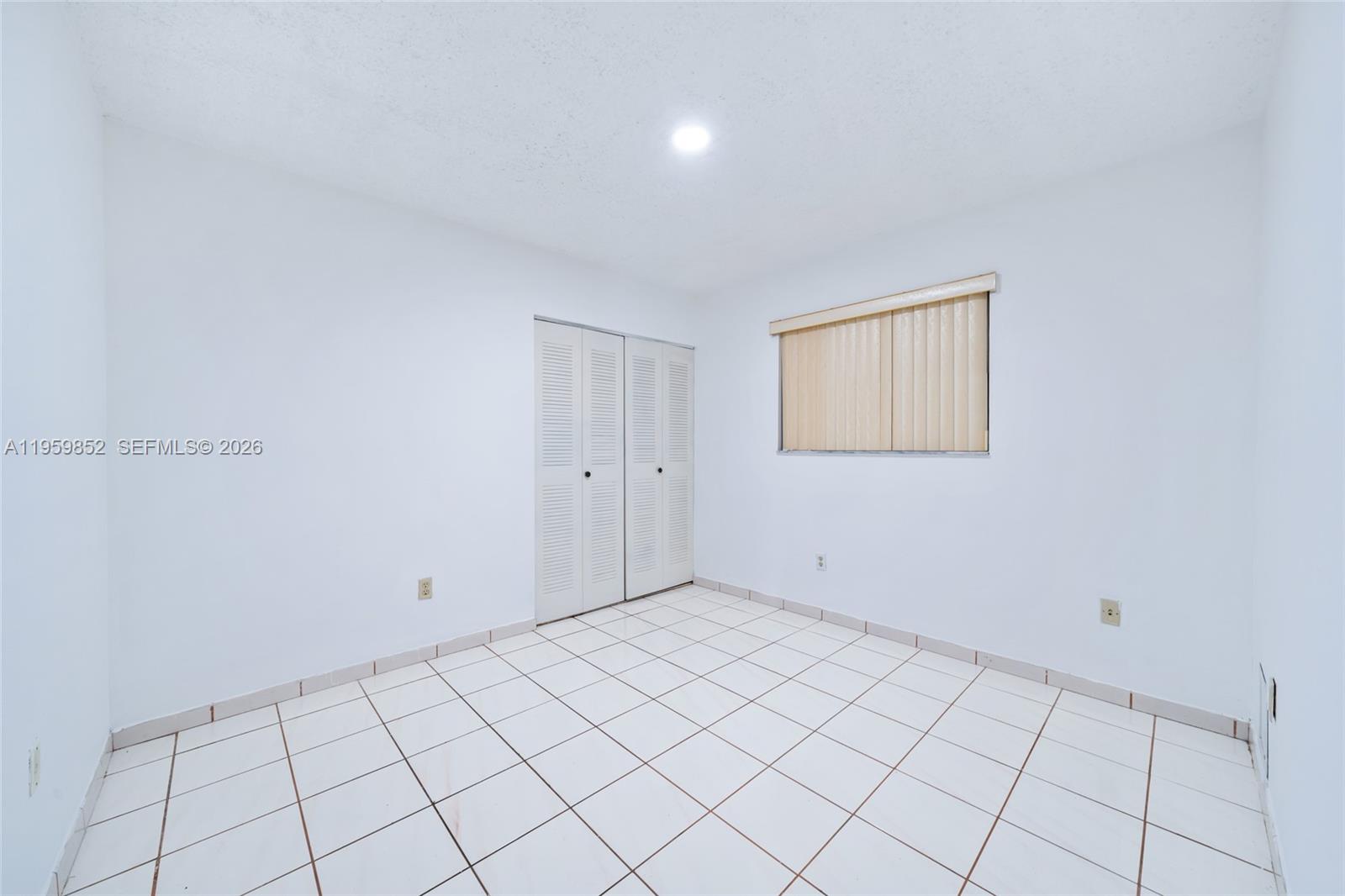 2755 W 74th St