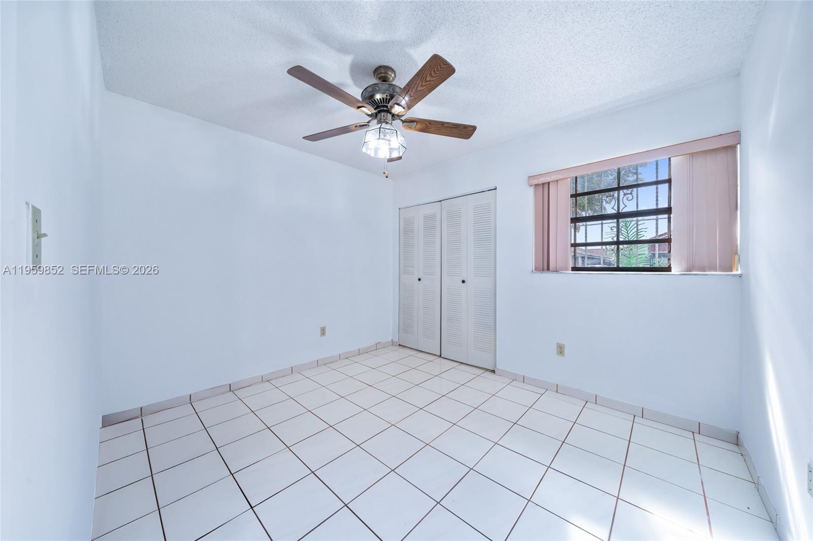 2755 W 74th St