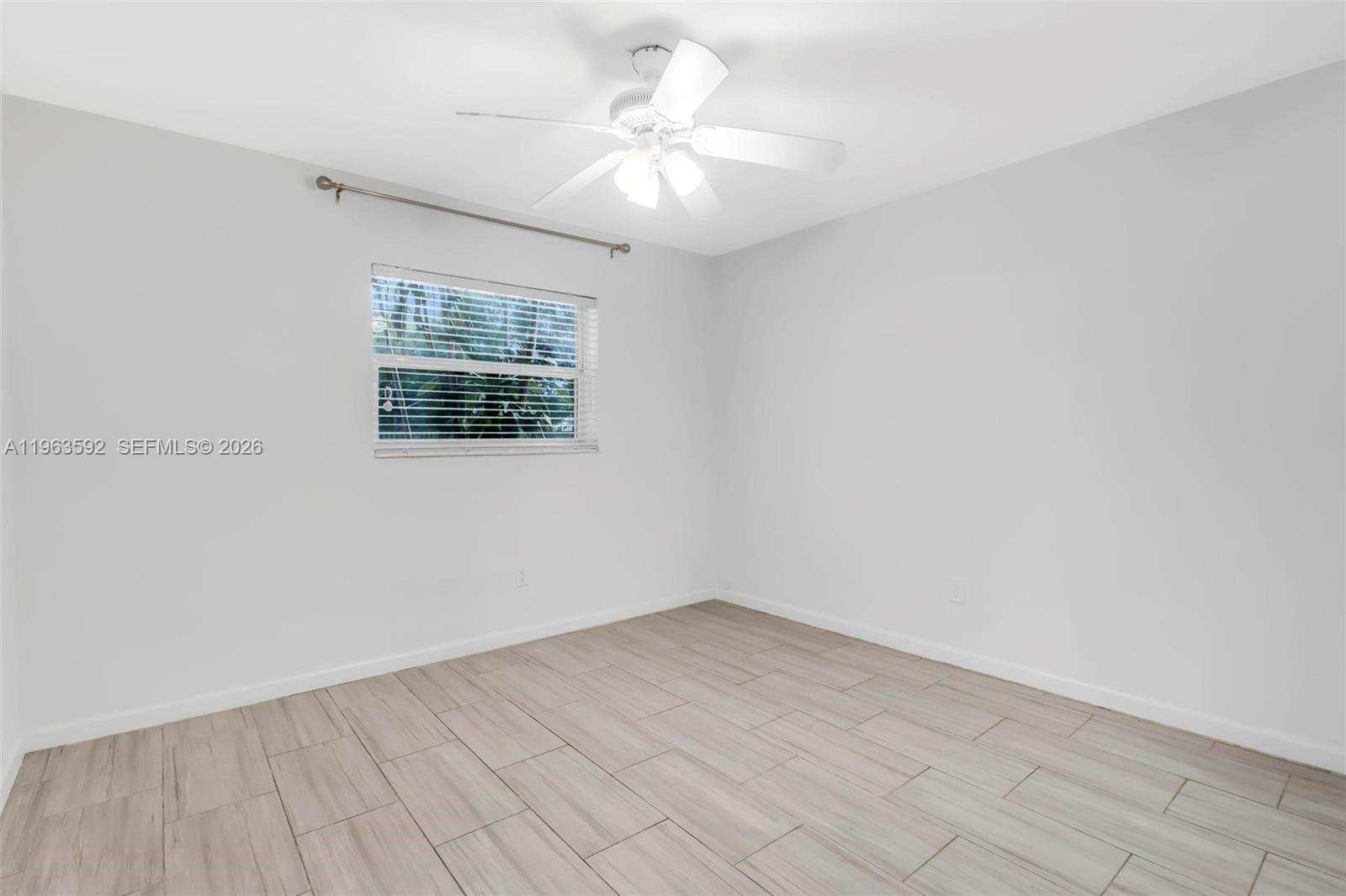 3430 N 65th Ave