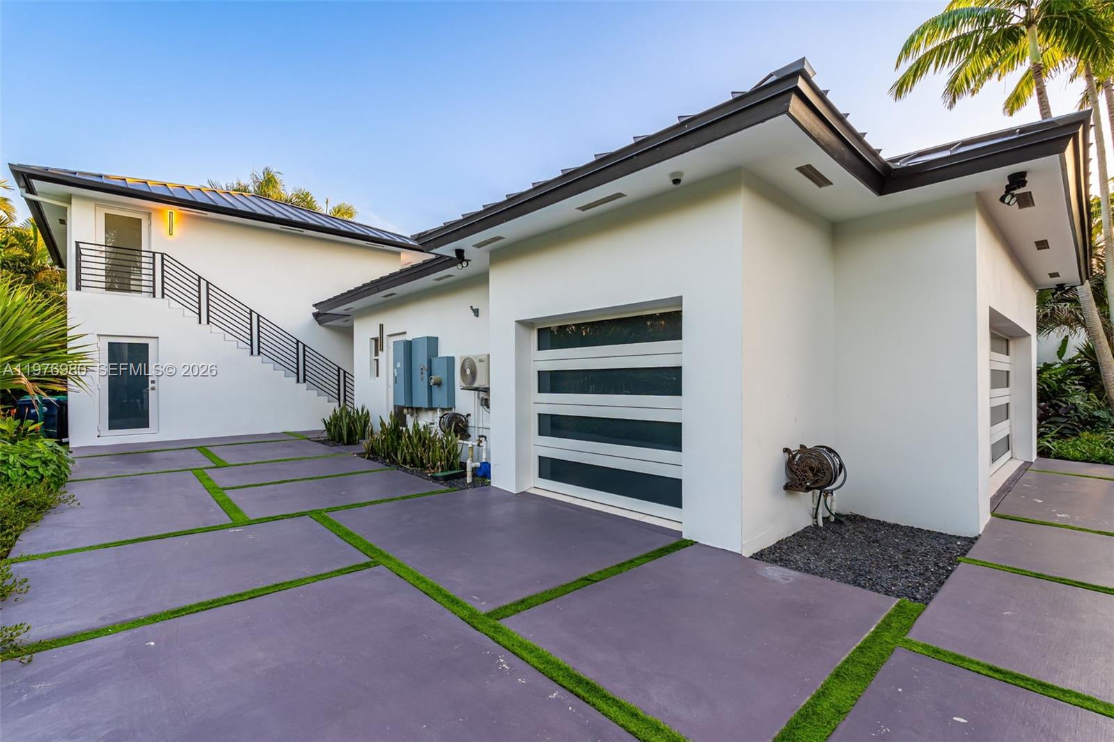 6290 SW 130th Ter