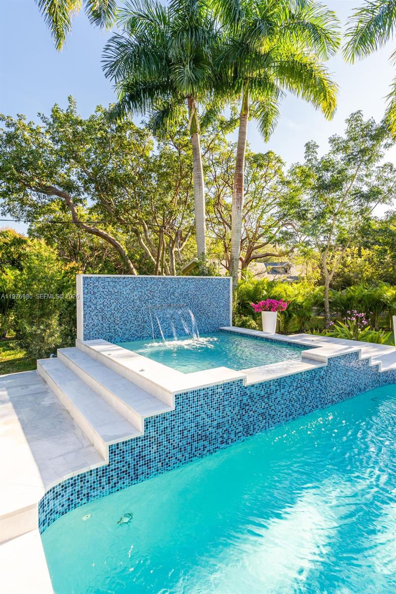 6290 SW 130th Ter