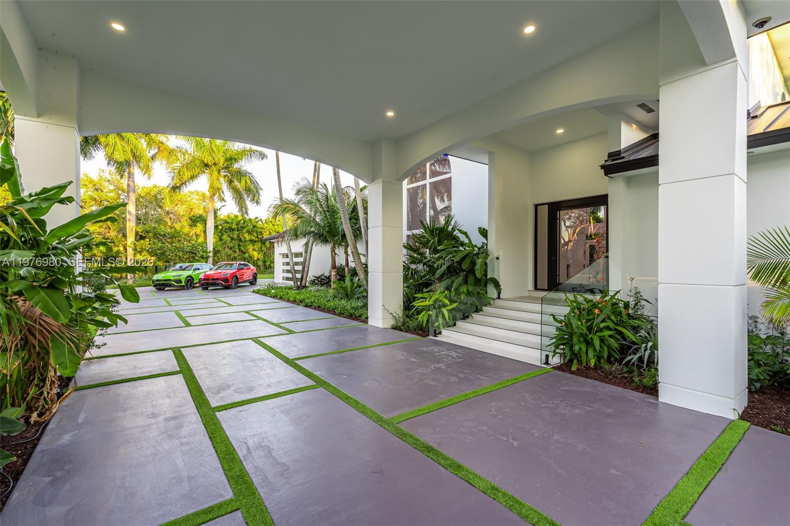 6290 SW 130th Ter