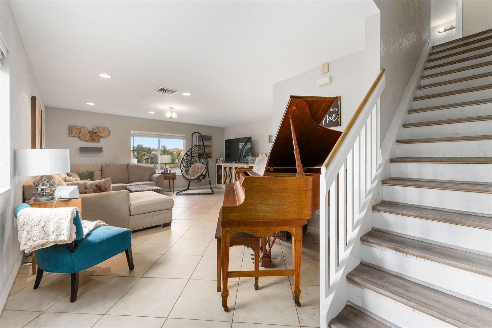 1939 SW Jamesport Drive, Port St. Lucie