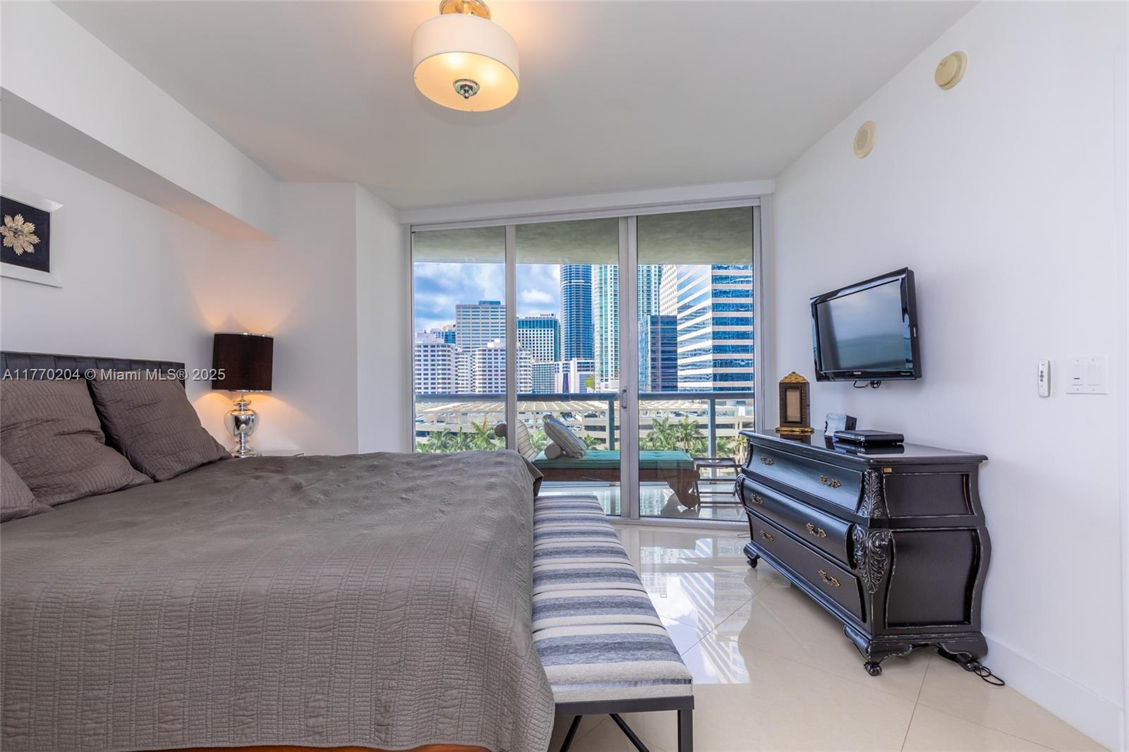 495 Brickell Ave # 1005