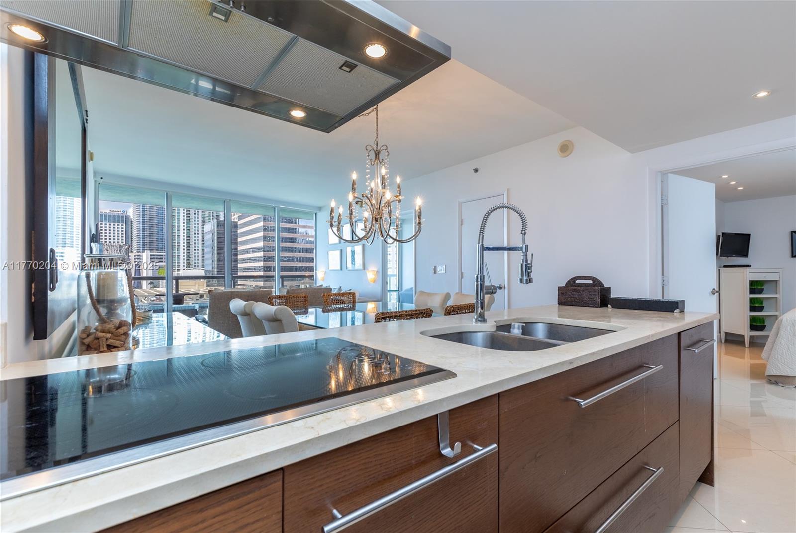 495 Brickell Ave # 1005