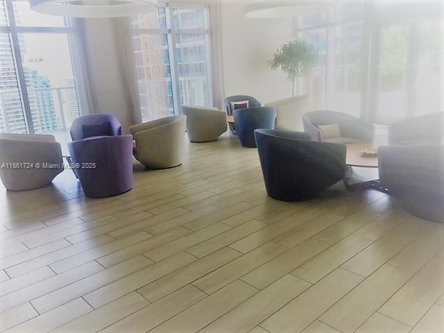 1100 S Miami Ave Unit: 1411