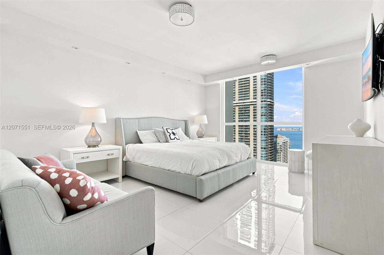 1080 Brickell Ave # 3800