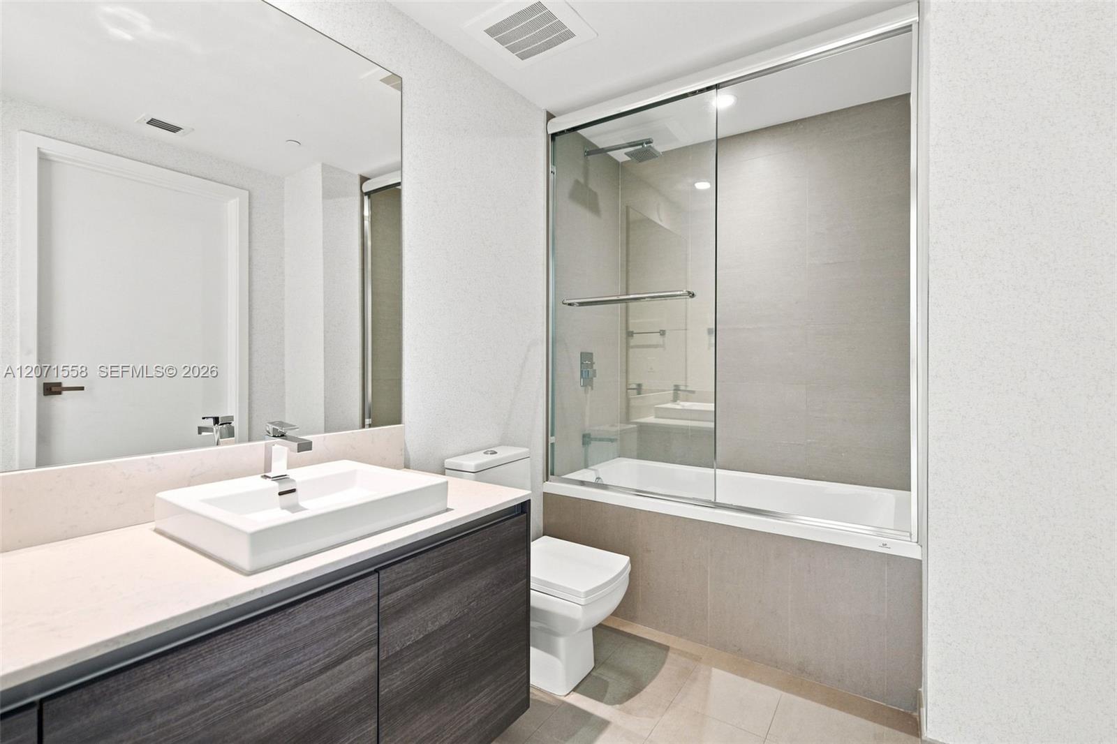 1080 Brickell Ave # 3800