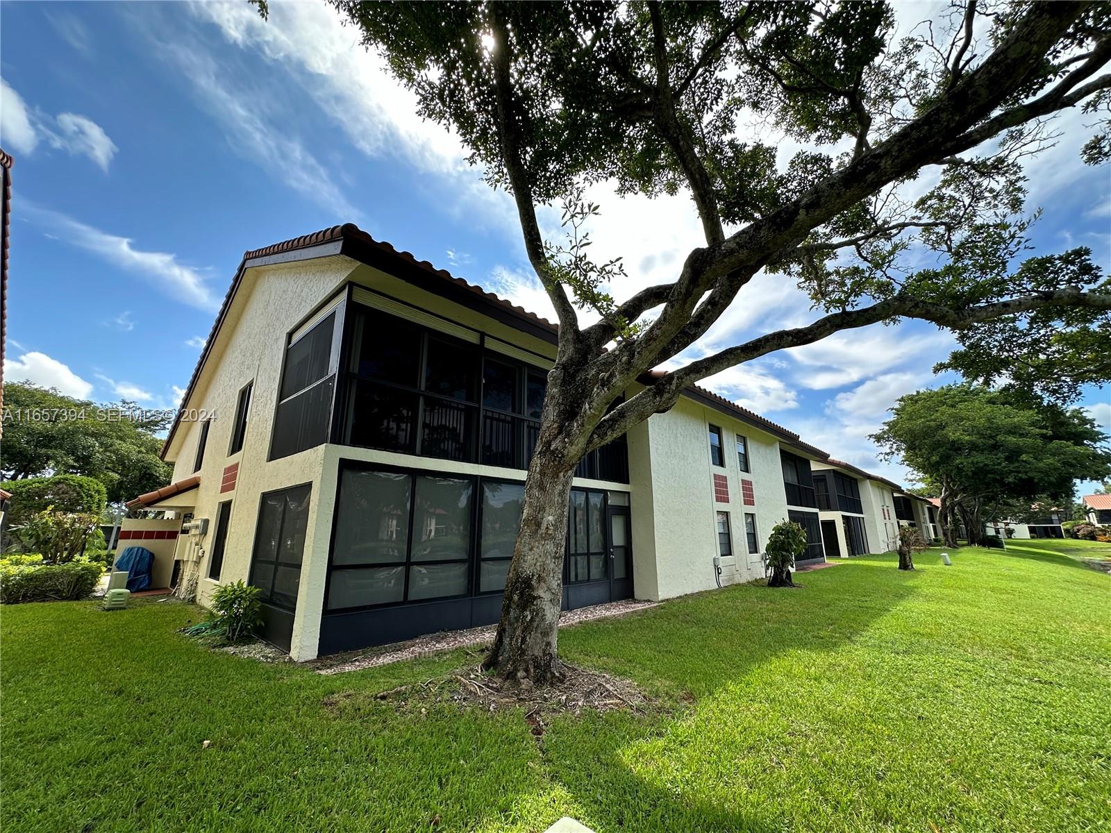10803 Palm Lake Avenue 202