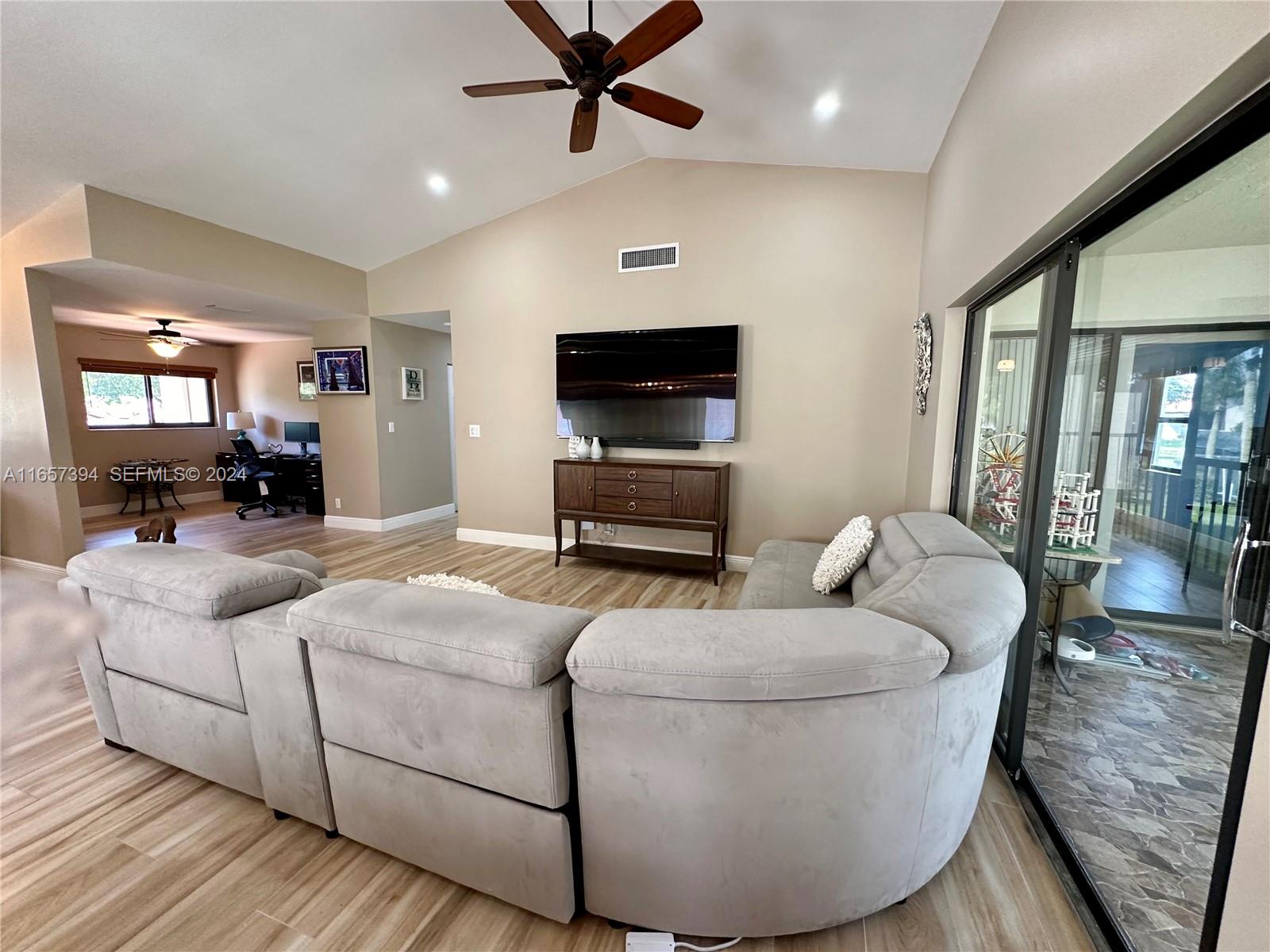 10803 Palm Lake Avenue 202