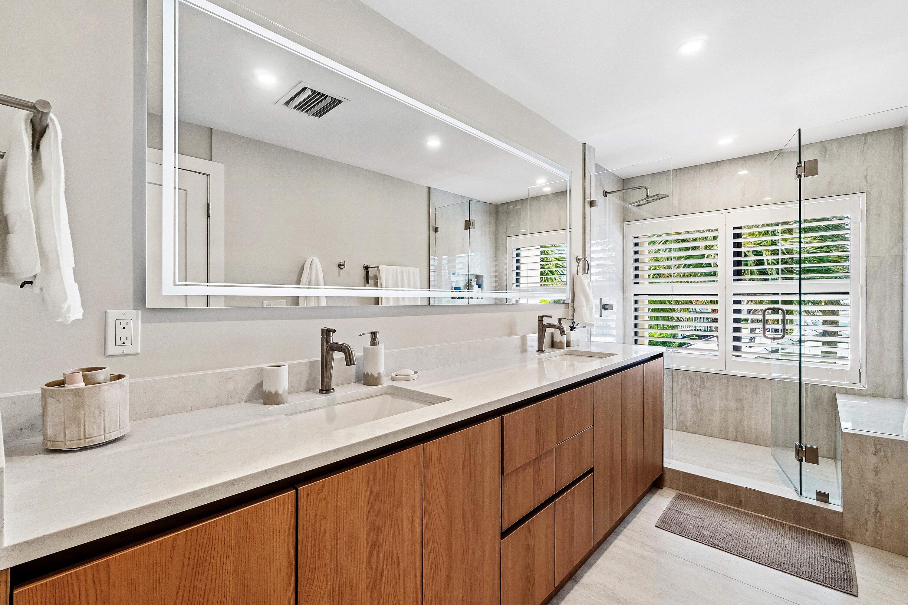 2717 N Ocean Boulevard 0080