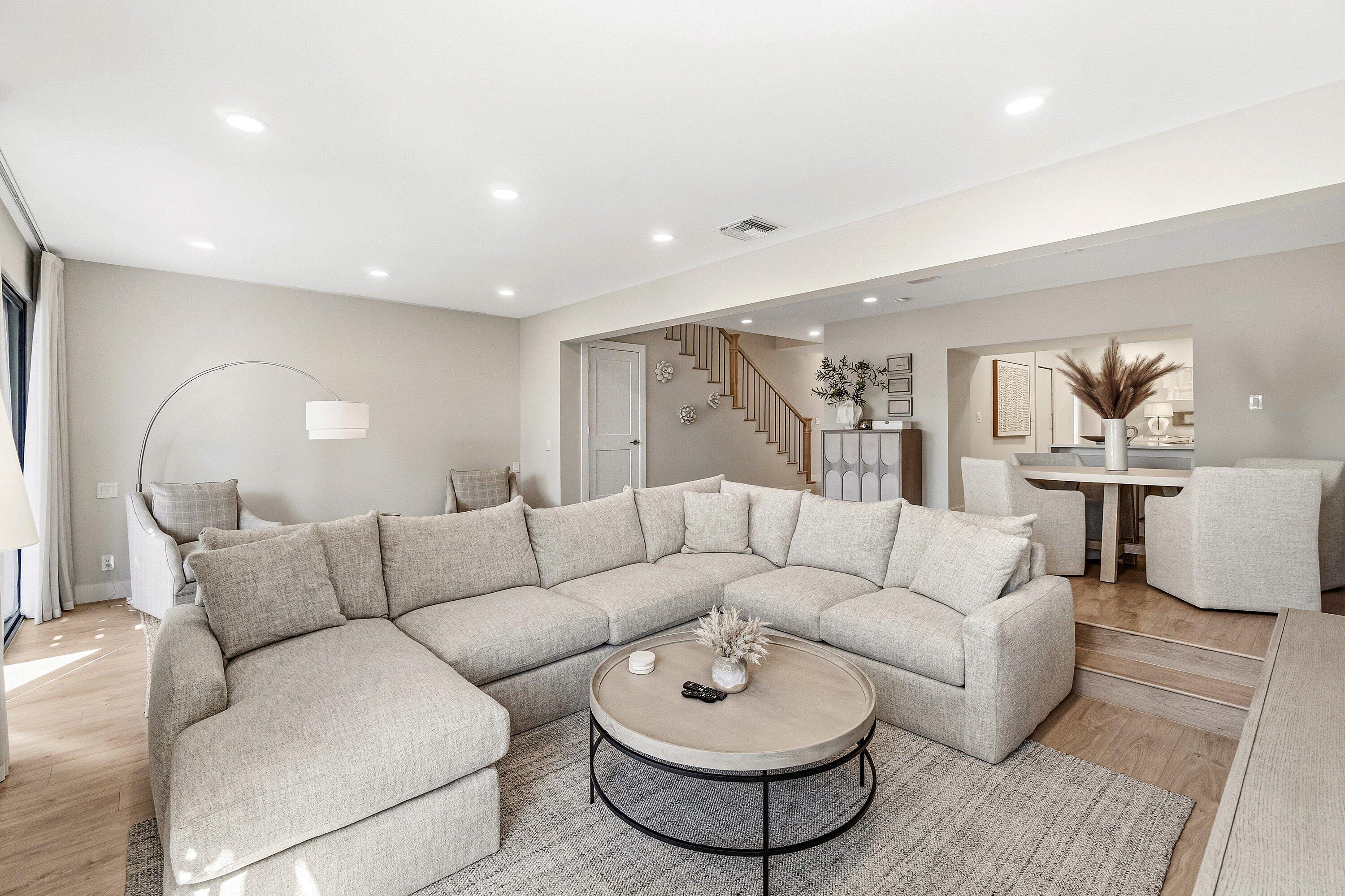 2717 N Ocean Boulevard 0080
