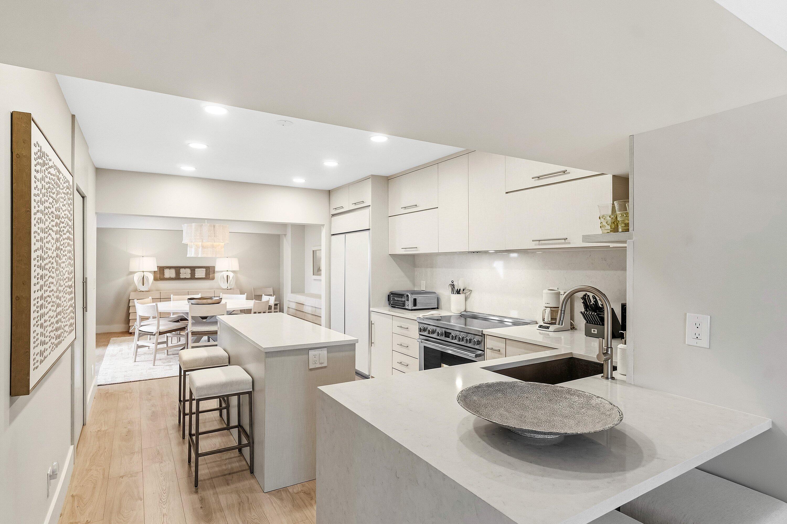 2717 N Ocean Boulevard 0080