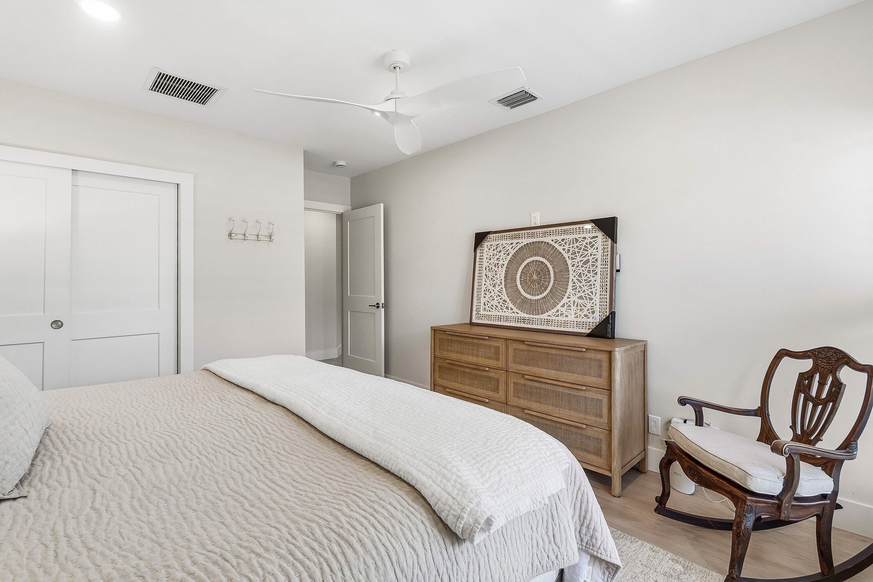 2717 N Ocean Boulevard 0080