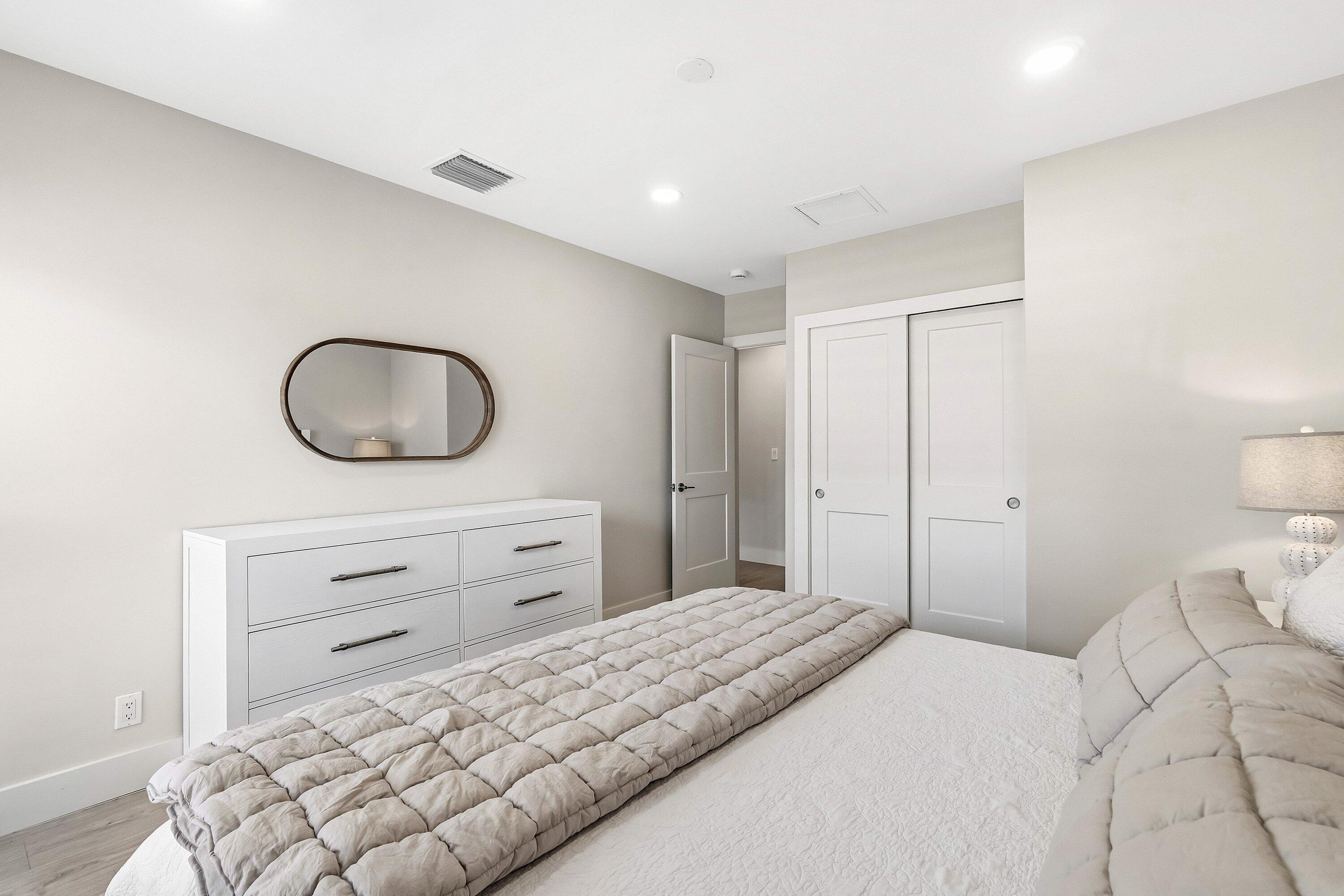 2717 N Ocean Boulevard 0080