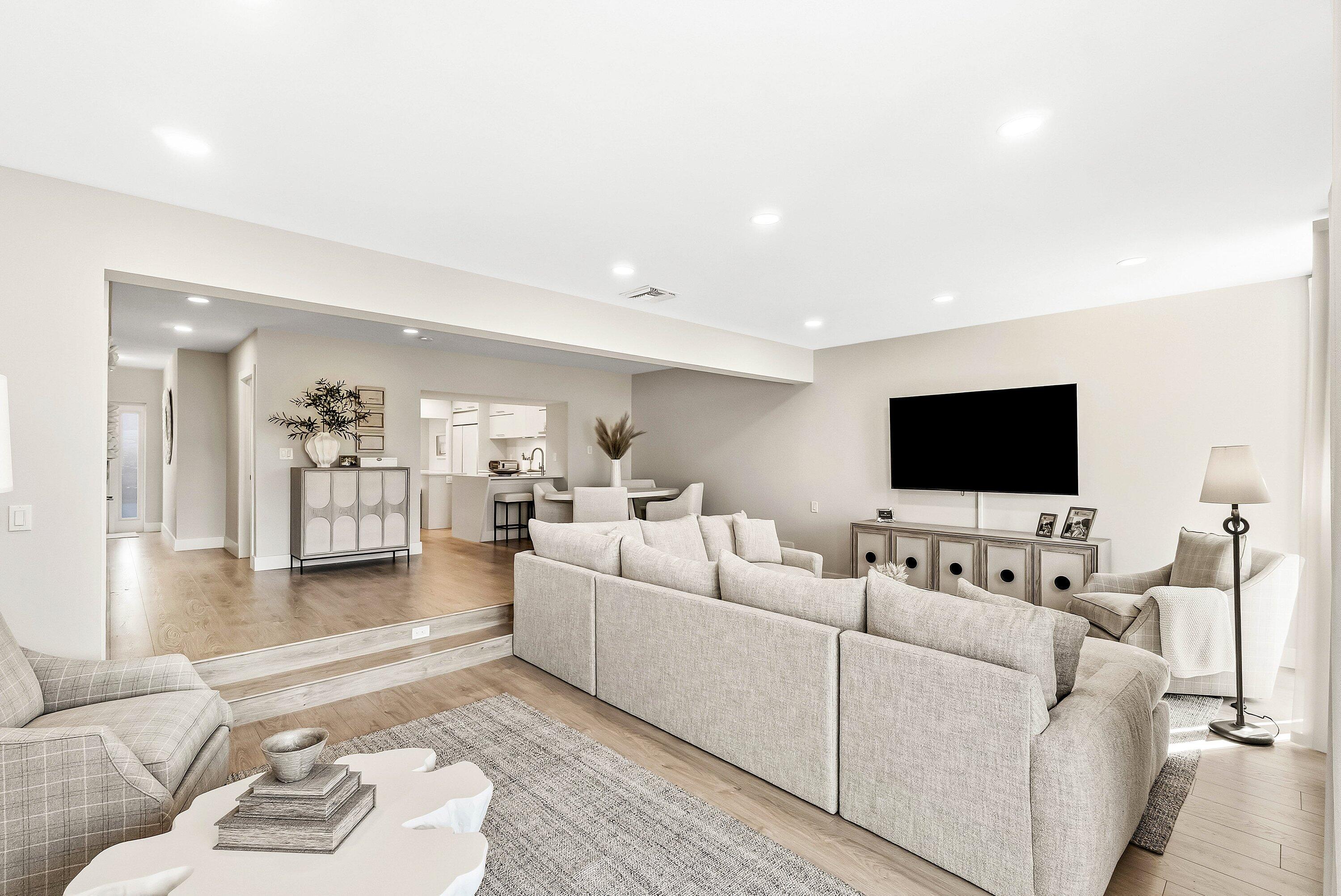 2717 N Ocean Boulevard 0080