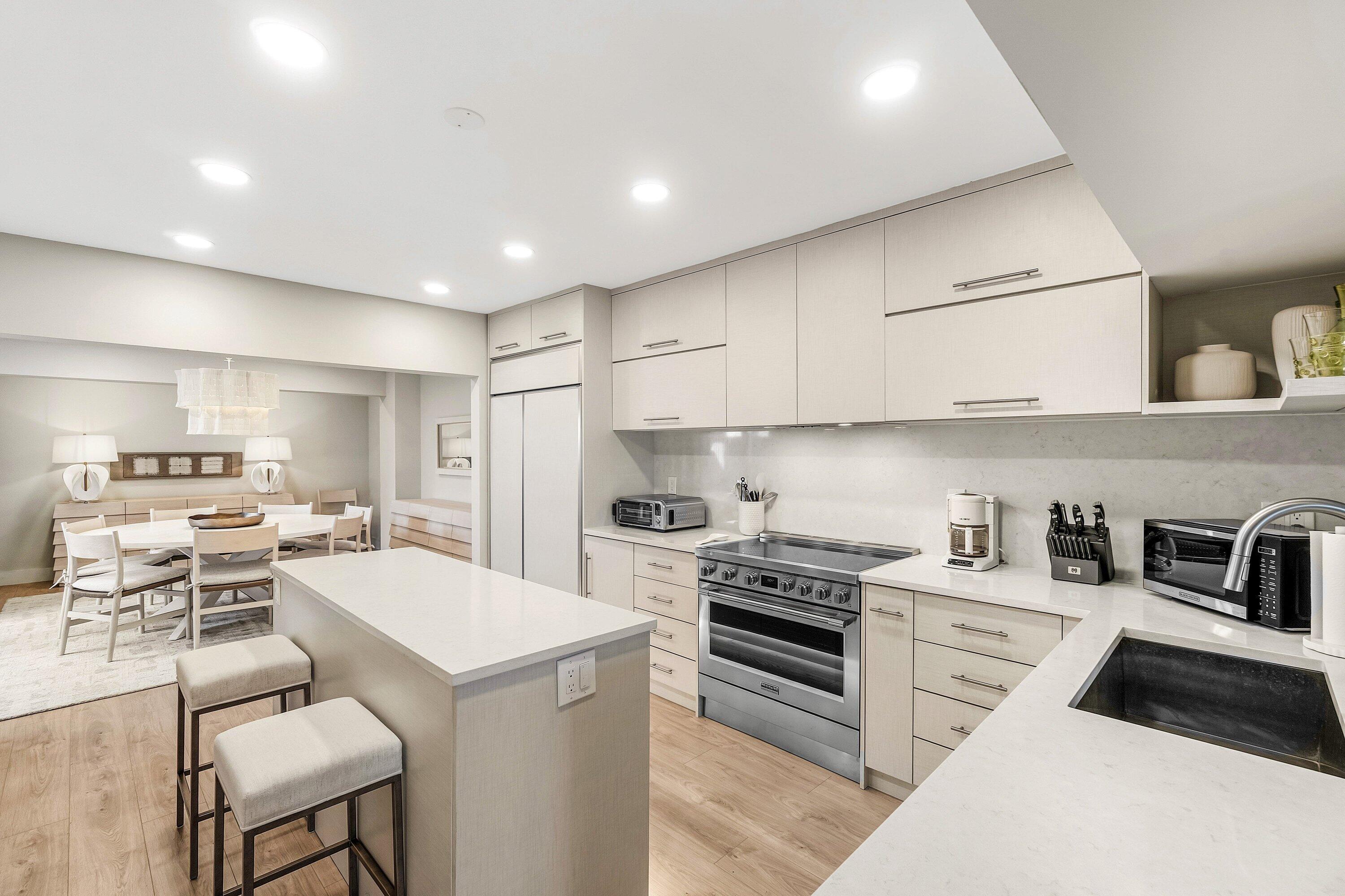 2717 N Ocean Boulevard 0080