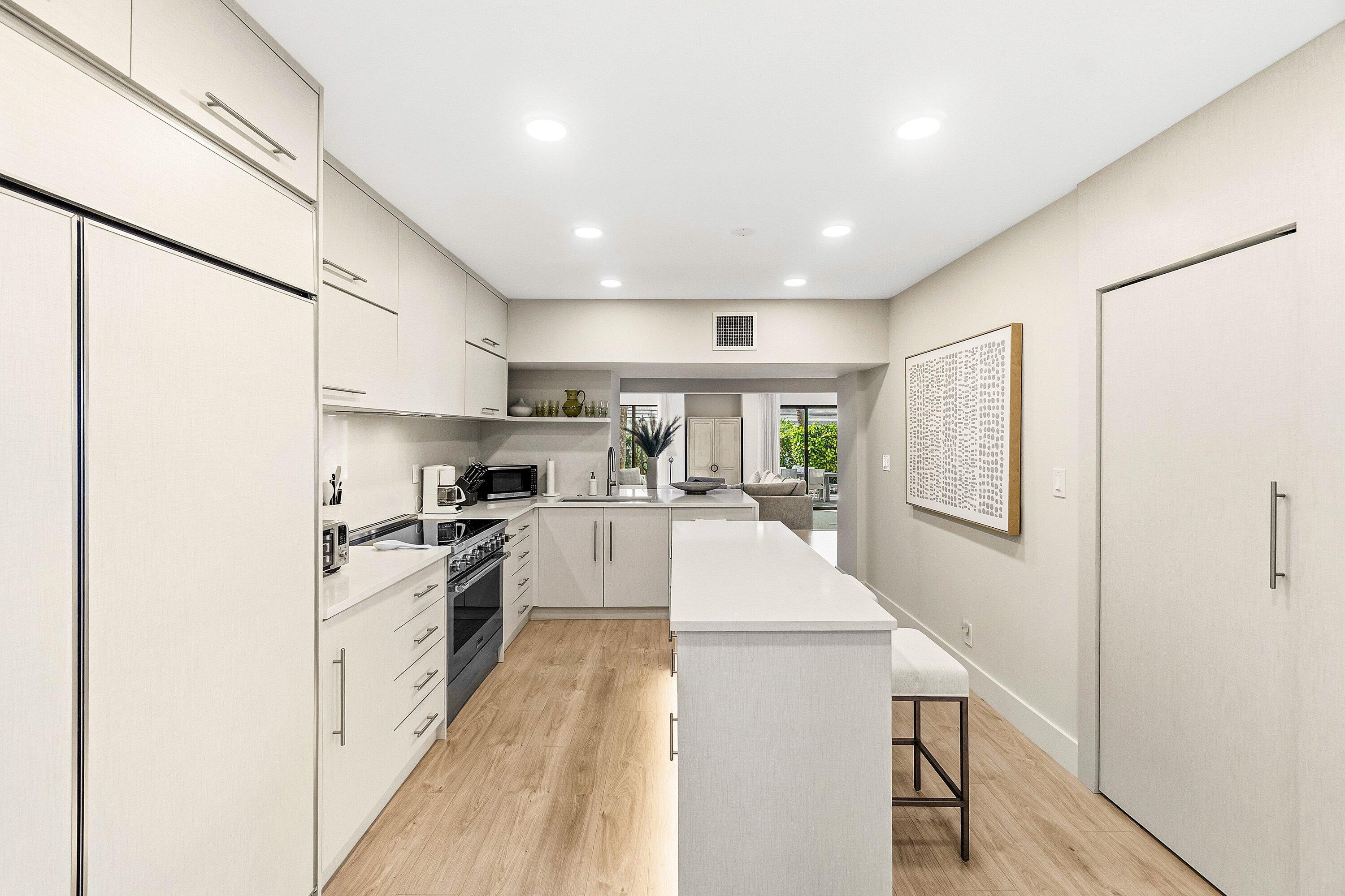 2717 N Ocean Boulevard 0080