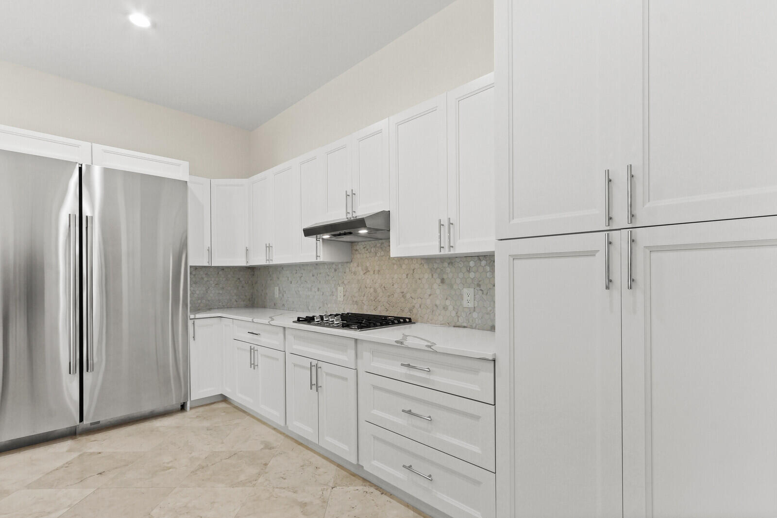 8280 Woodsmuir Drive