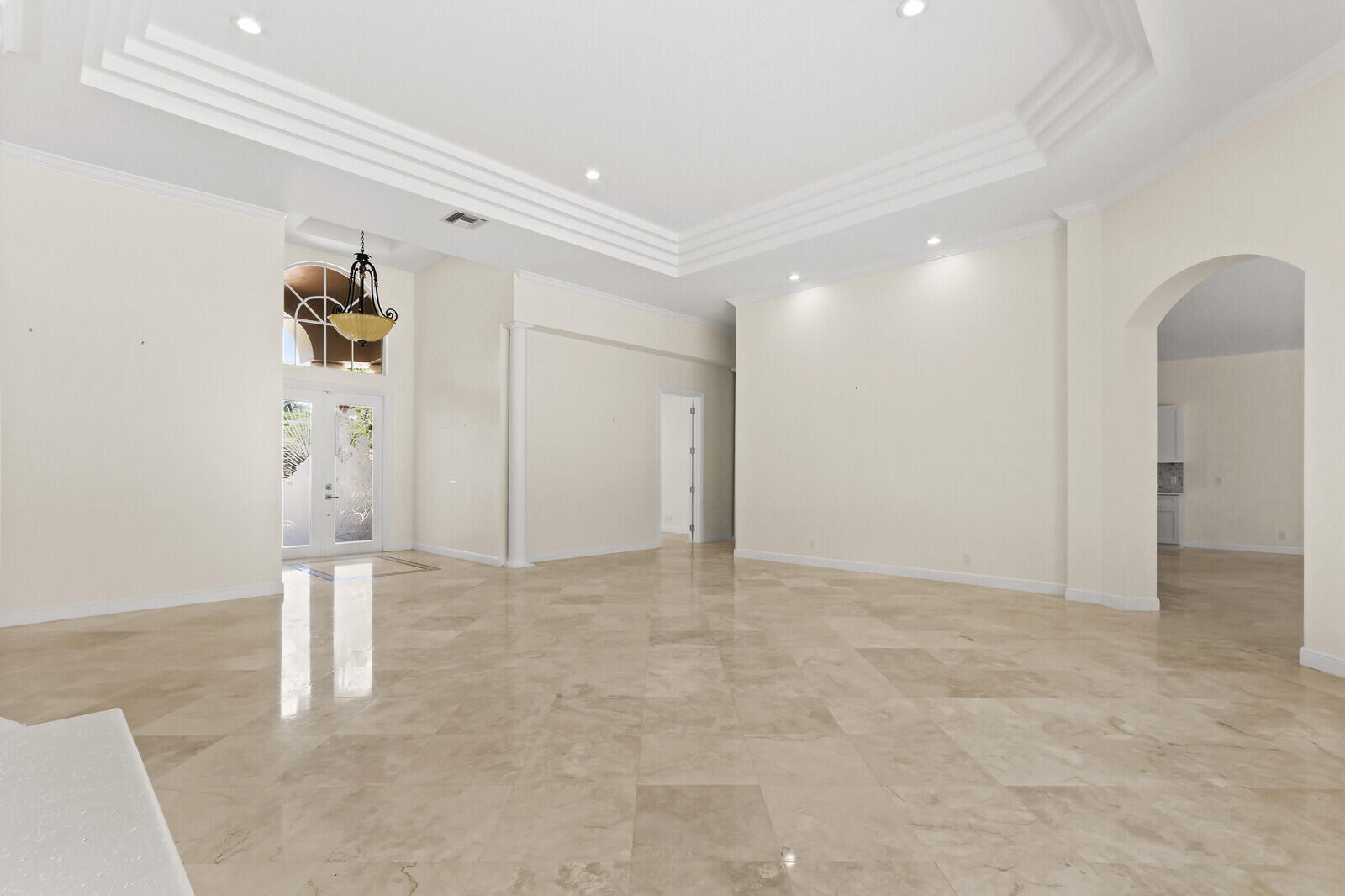 8280 Woodsmuir Drive