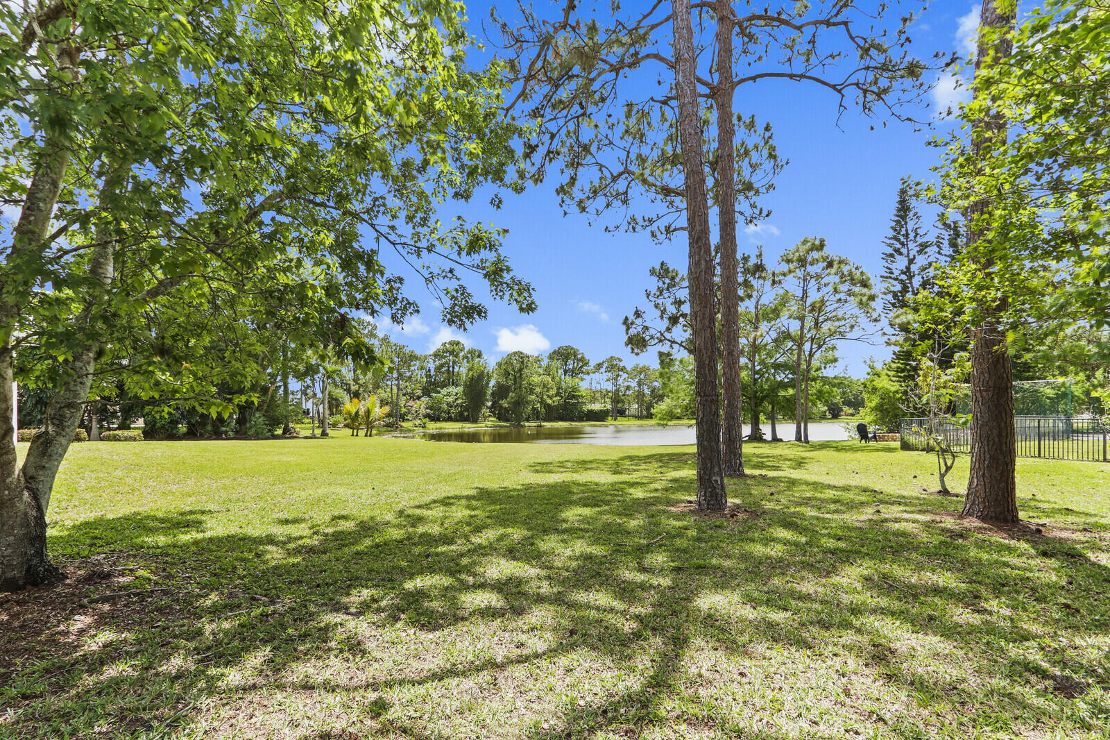8280 Woodsmuir Drive