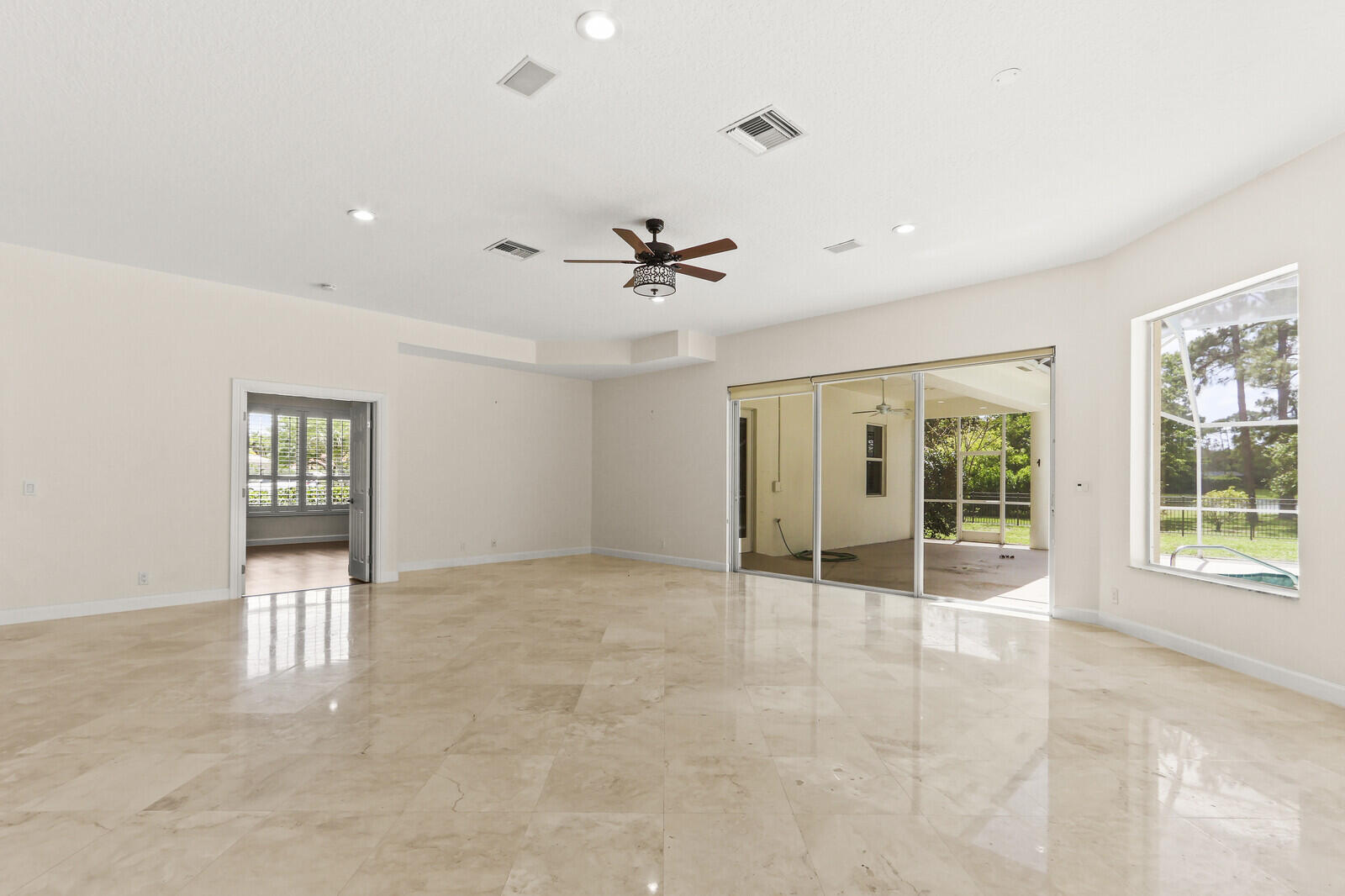 8280 Woodsmuir Drive