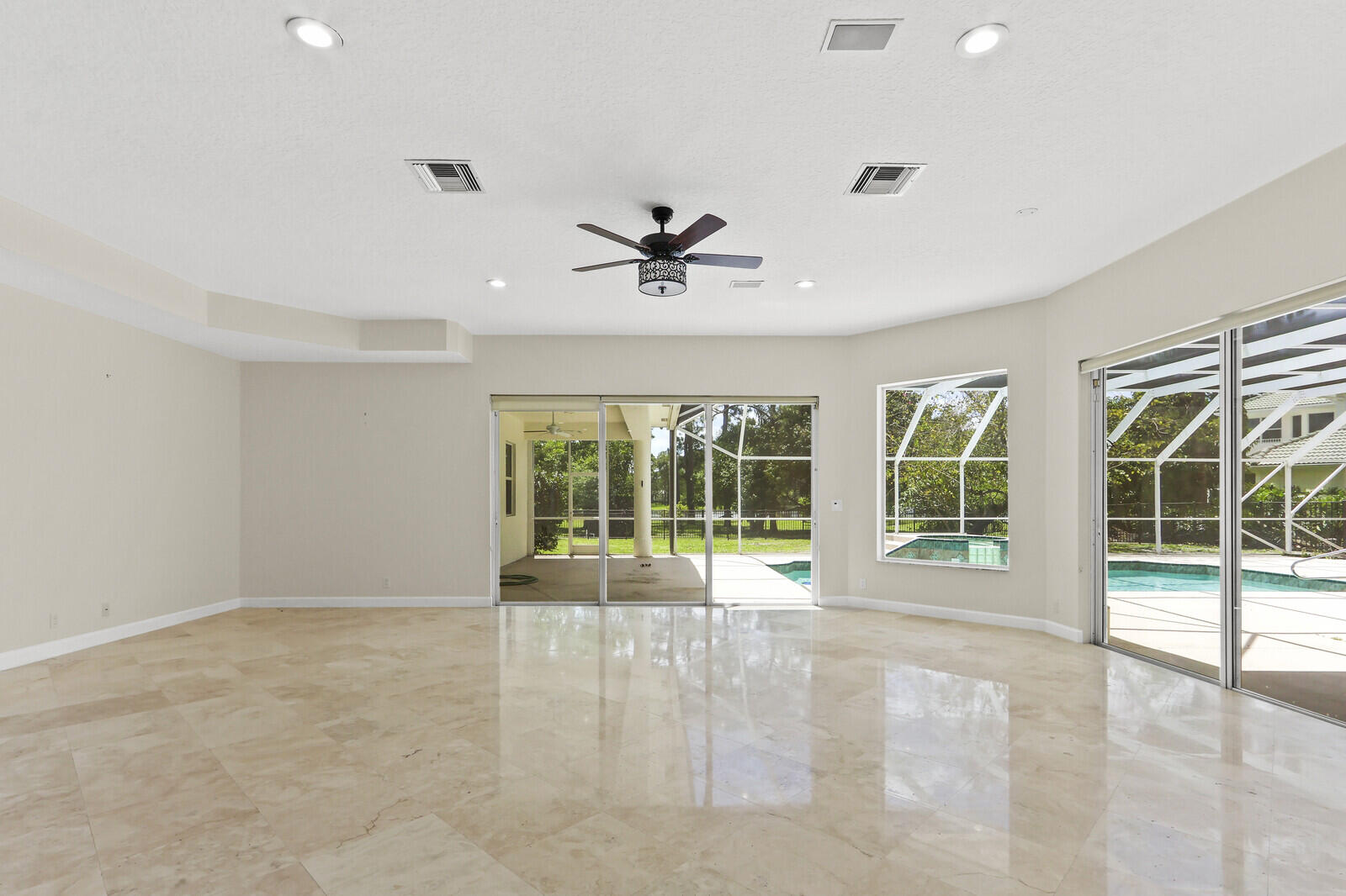 8280 Woodsmuir Drive