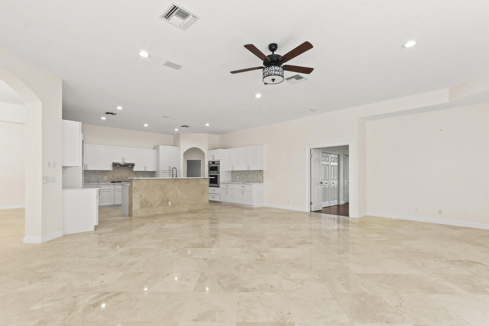 8280 Woodsmuir Drive