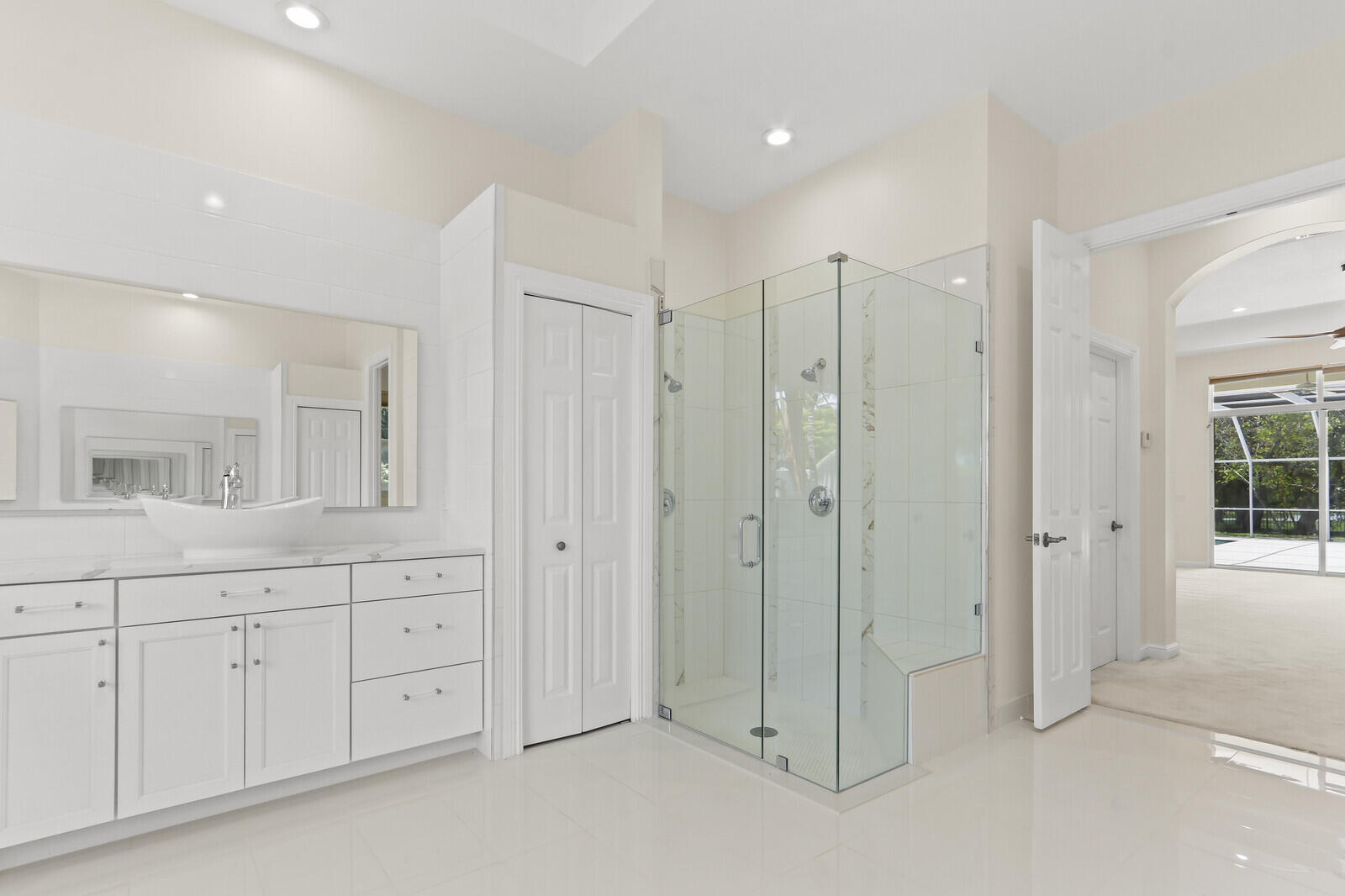 8280 Woodsmuir Drive