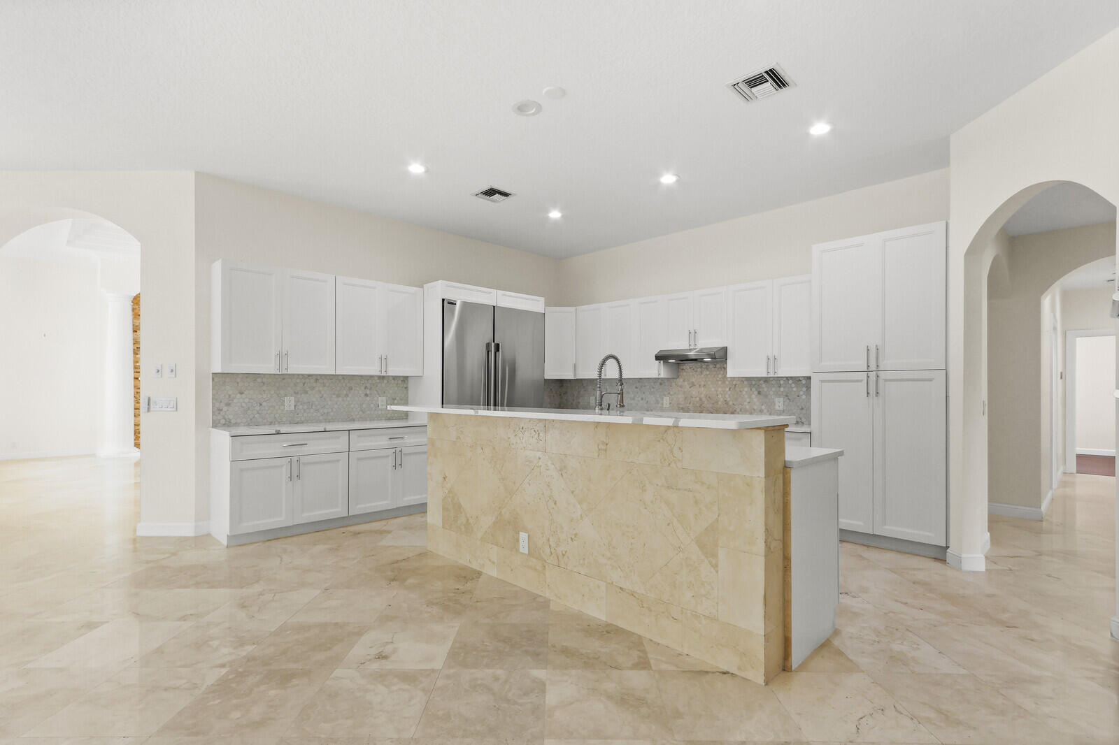 8280 Woodsmuir Drive