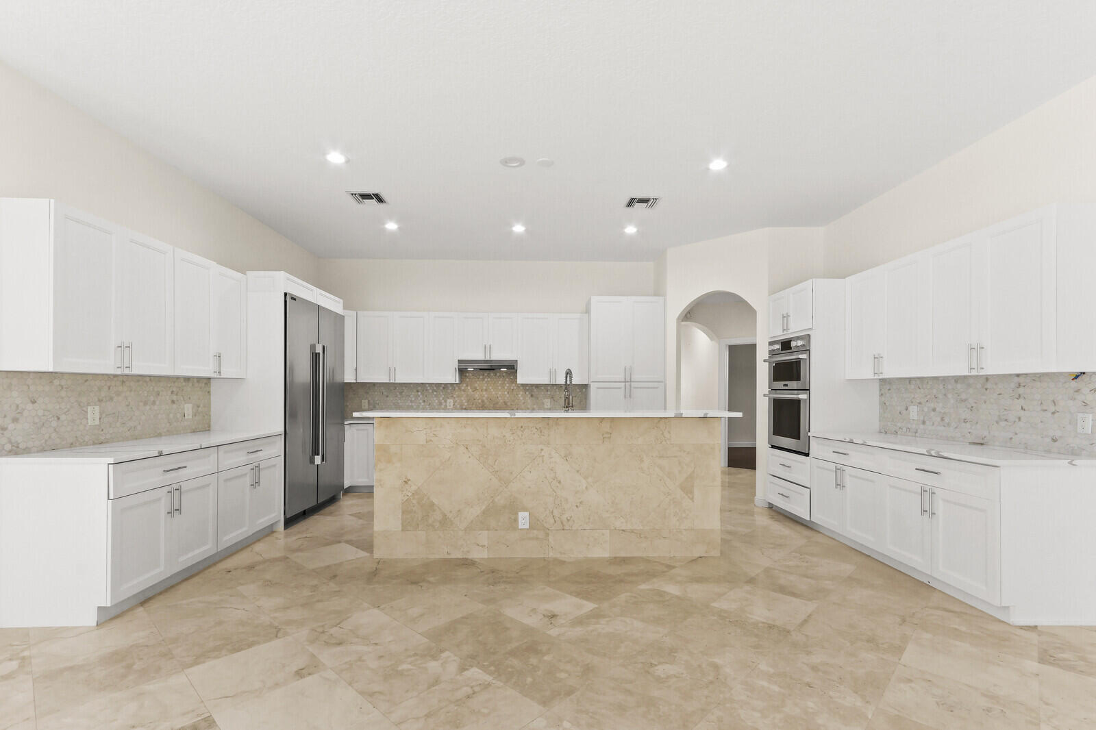 8280 Woodsmuir Drive