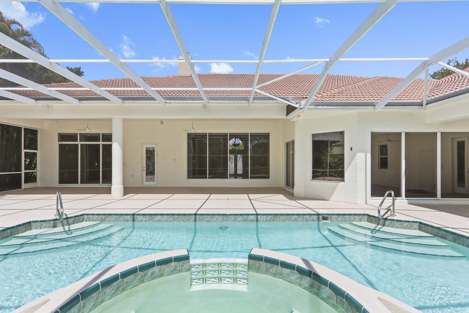 8280 Woodsmuir Drive