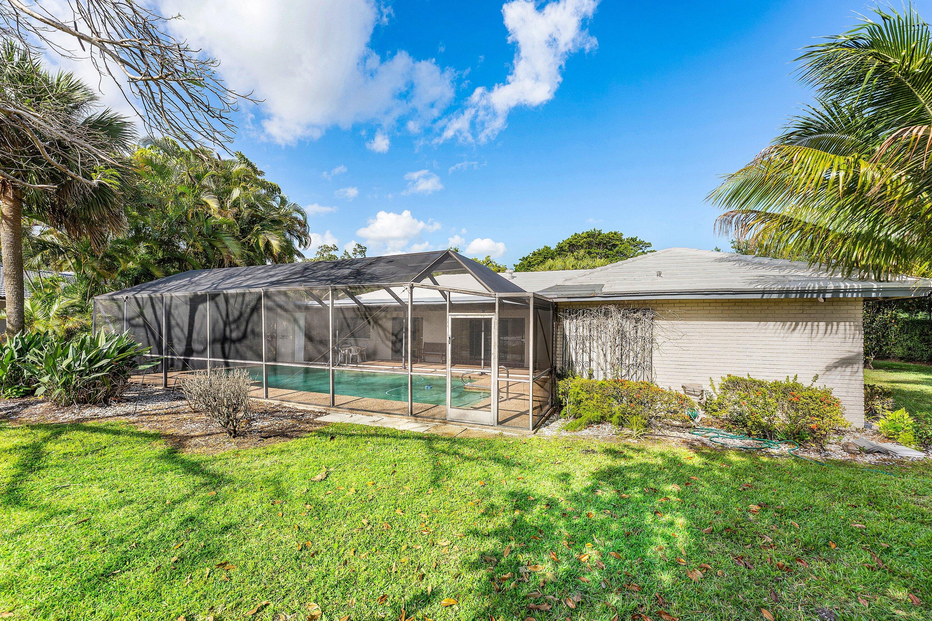 7290 Encina Lane