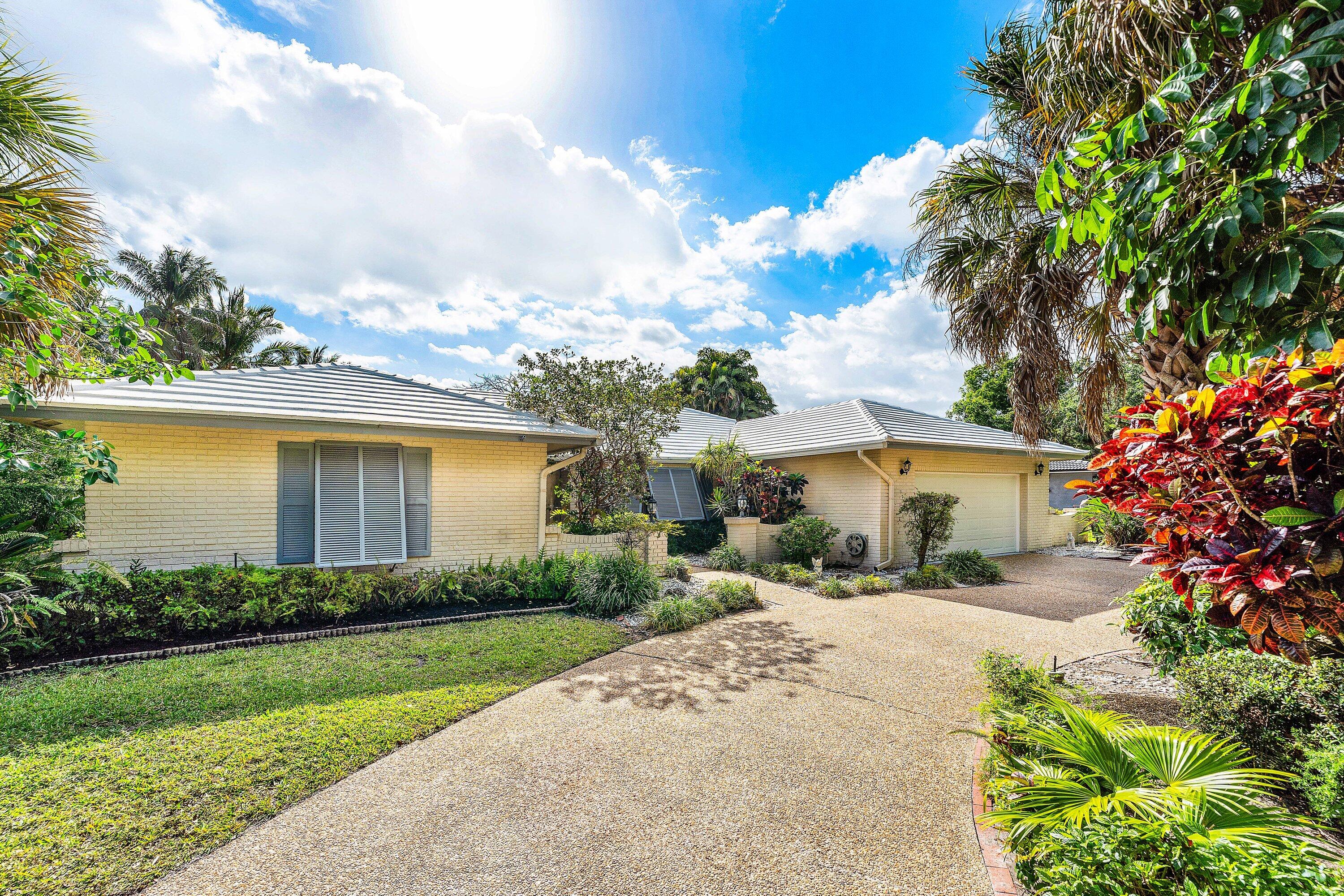 7290 Encina Lane