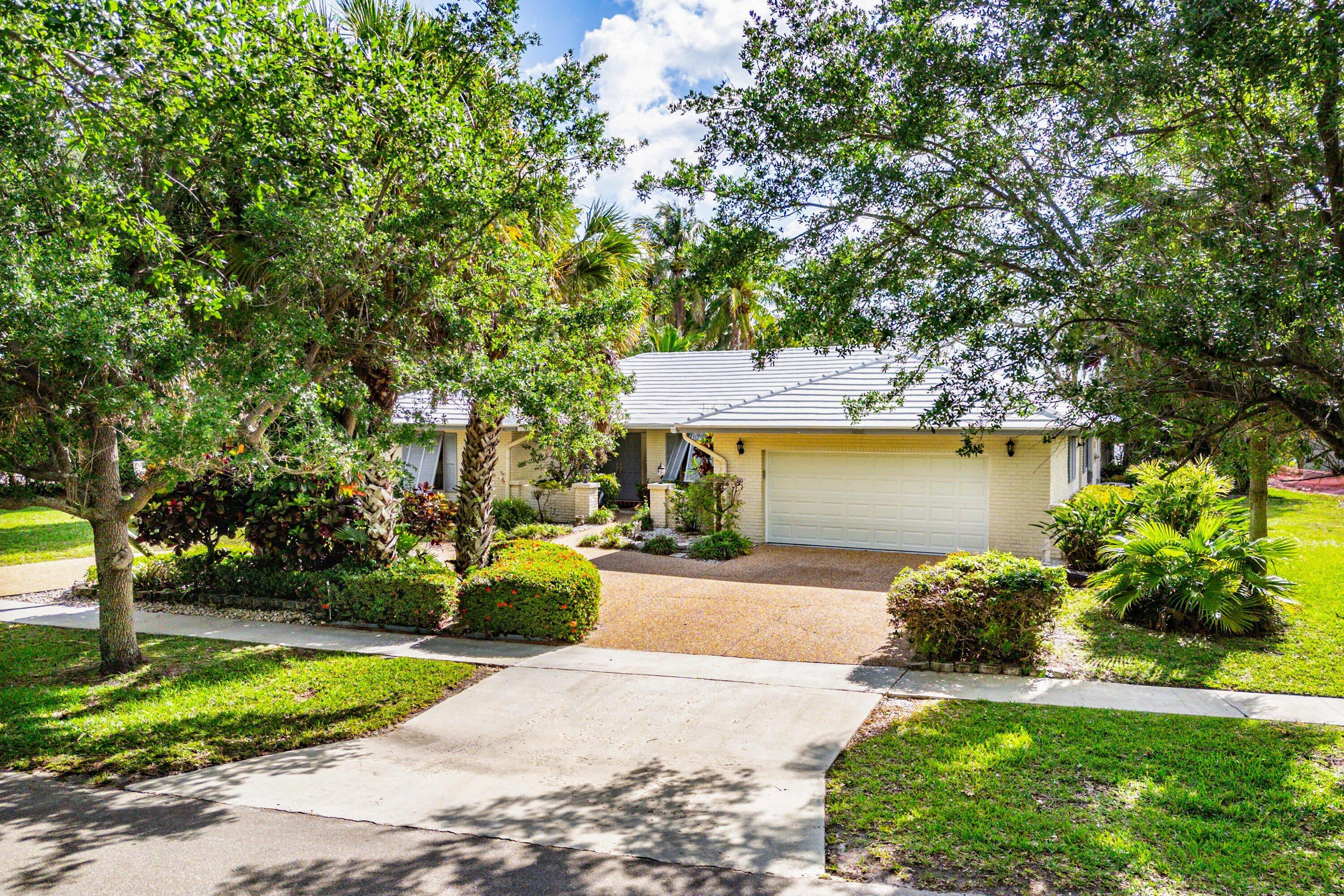 7290 Encina Lane