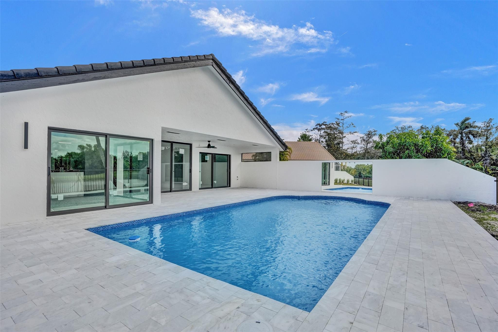 21470 Bridge View Drive