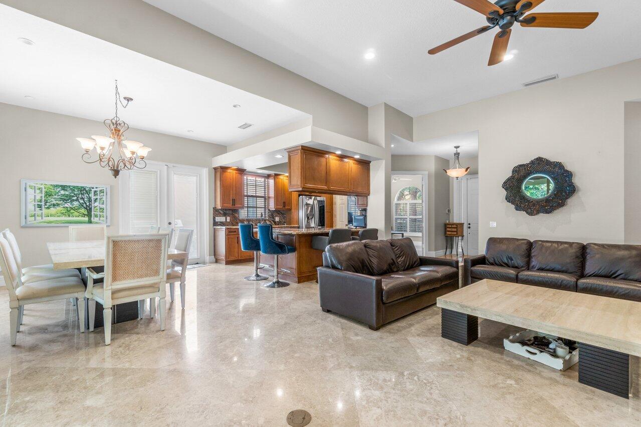 4777 Orchard Lane