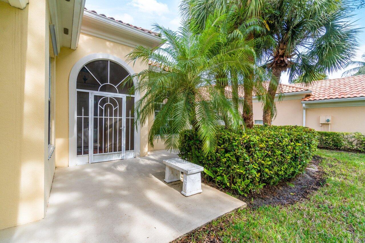 4777 Orchard Lane