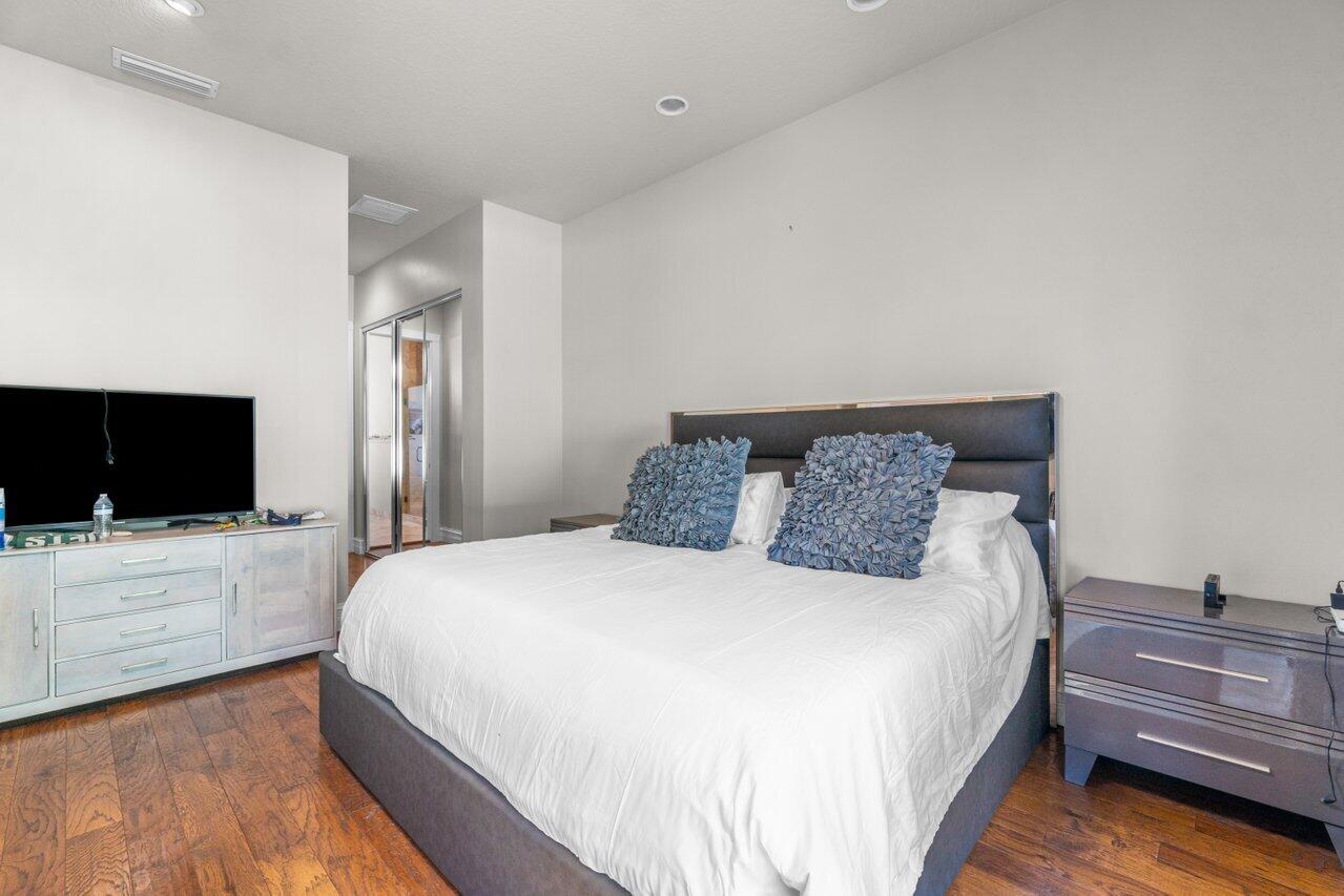 4777 Orchard Lane