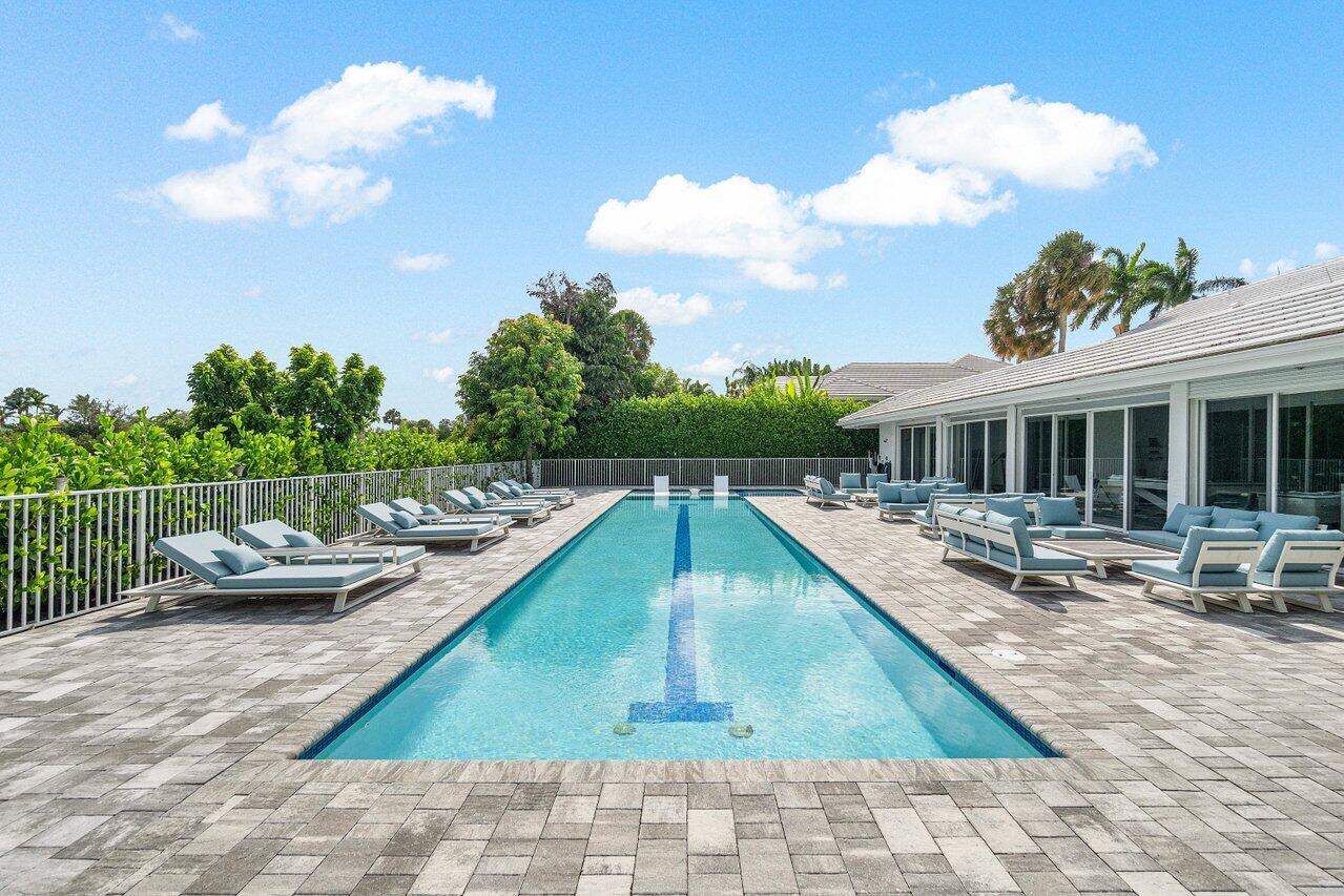 4324 Bocaire Boulevard