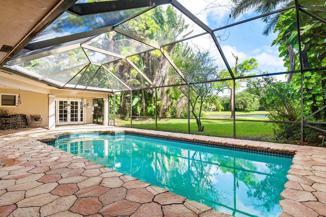 7276 Encina Lane