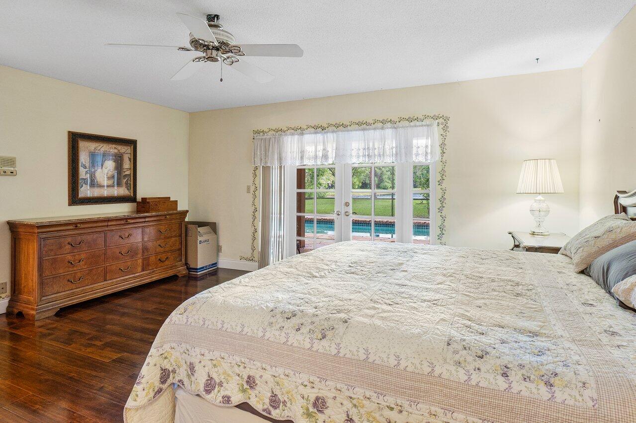 7276 Encina Lane