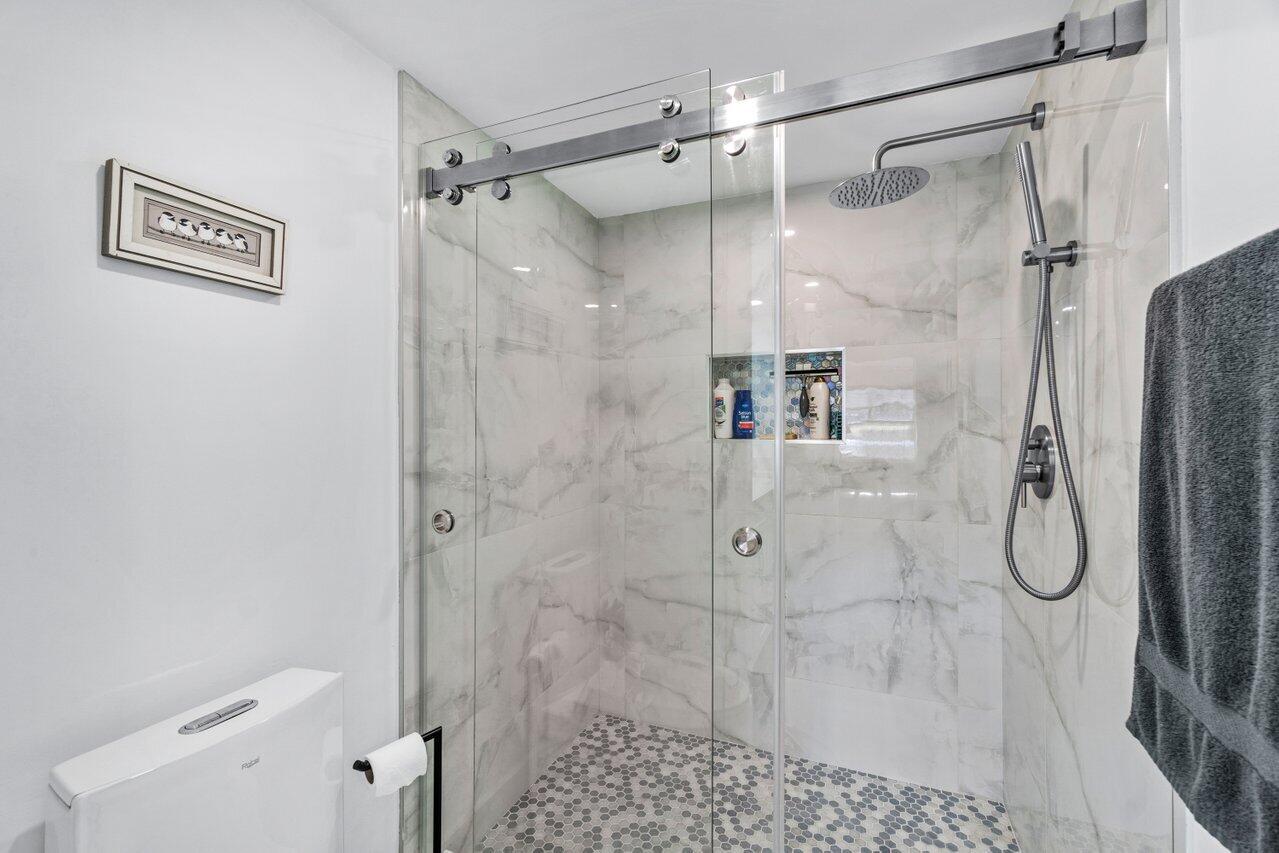 5188 Oak Hill Lane 1112