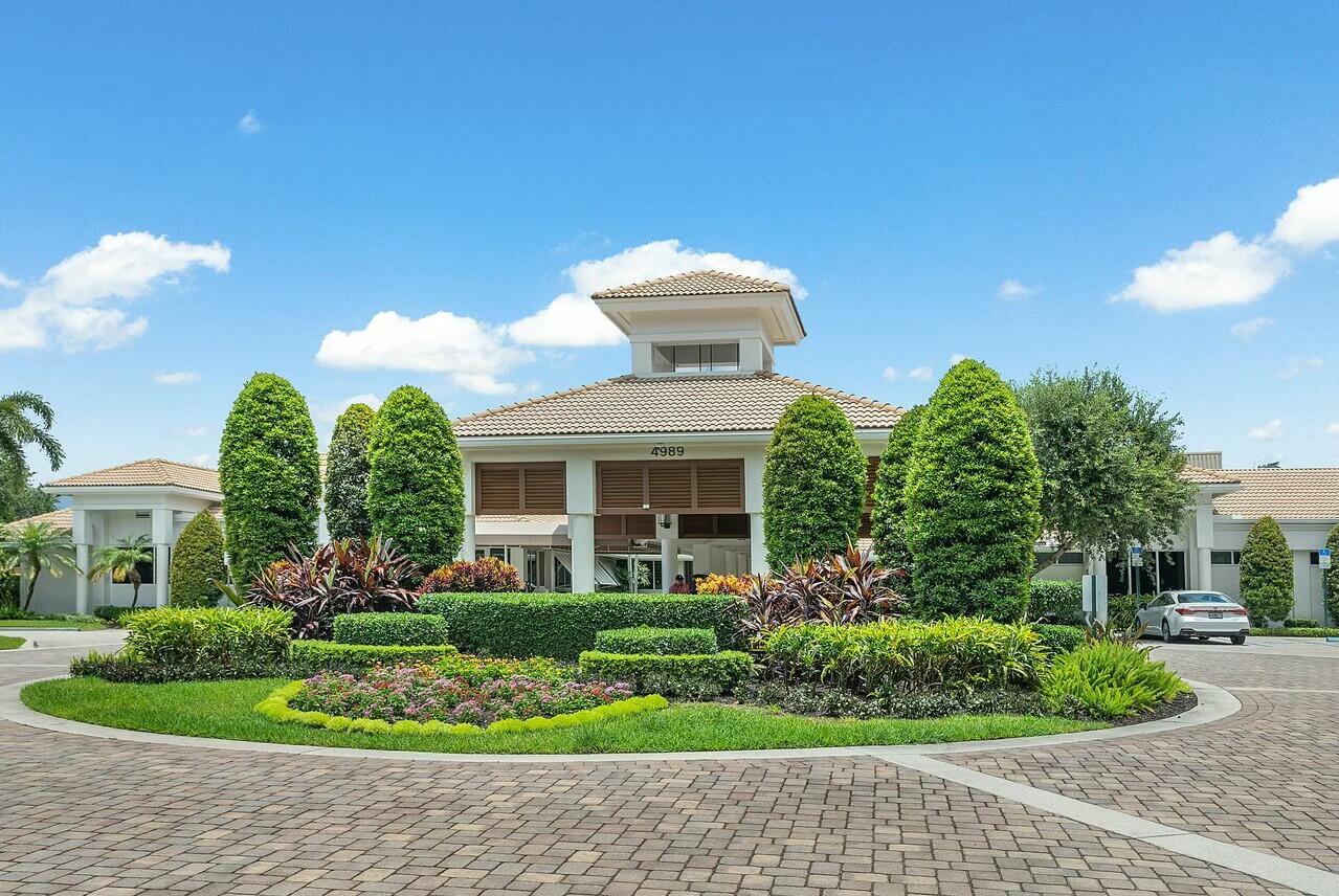 4869 Tallowwood Lane