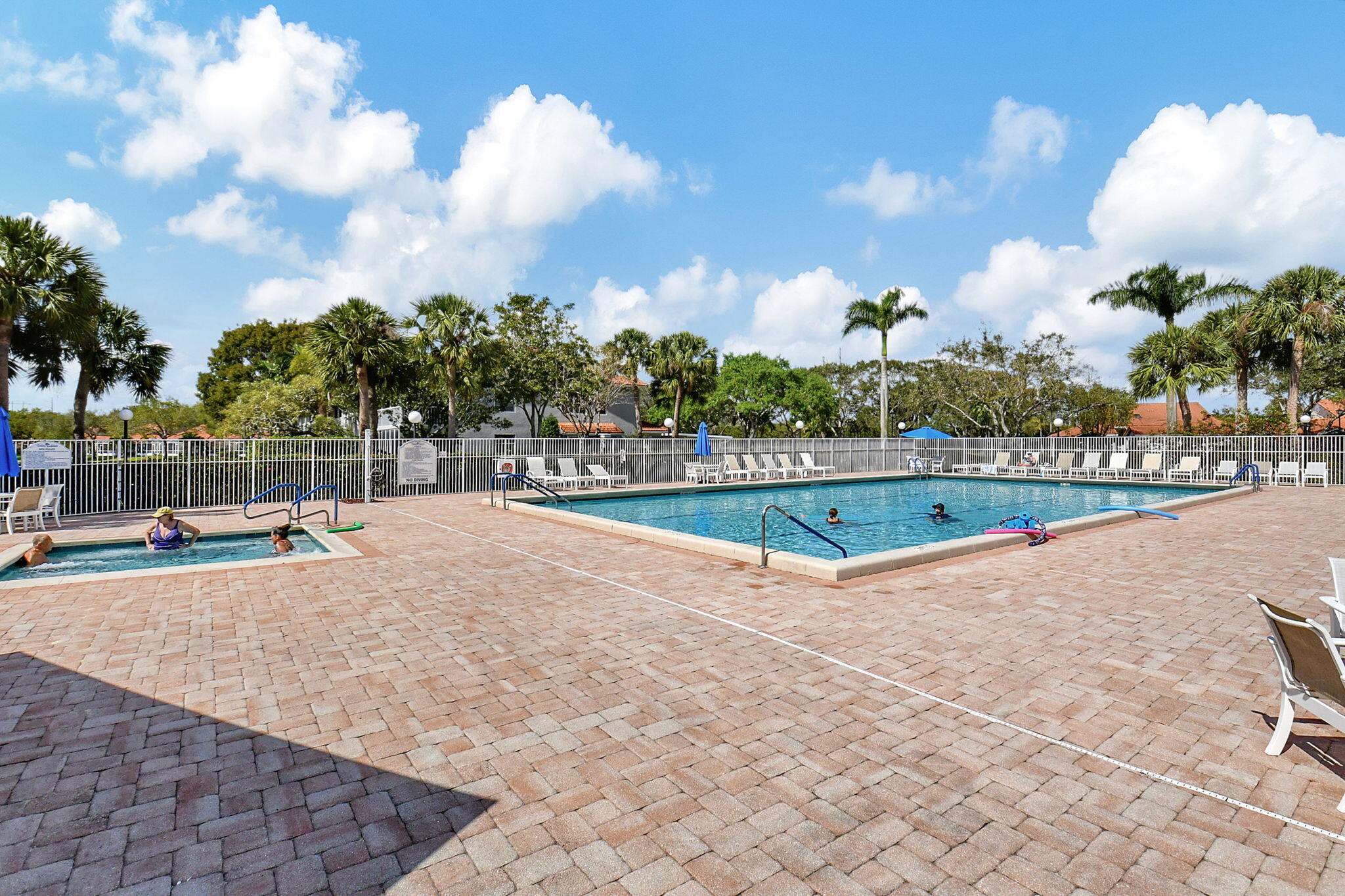 7390 Lake Meadow Way 101