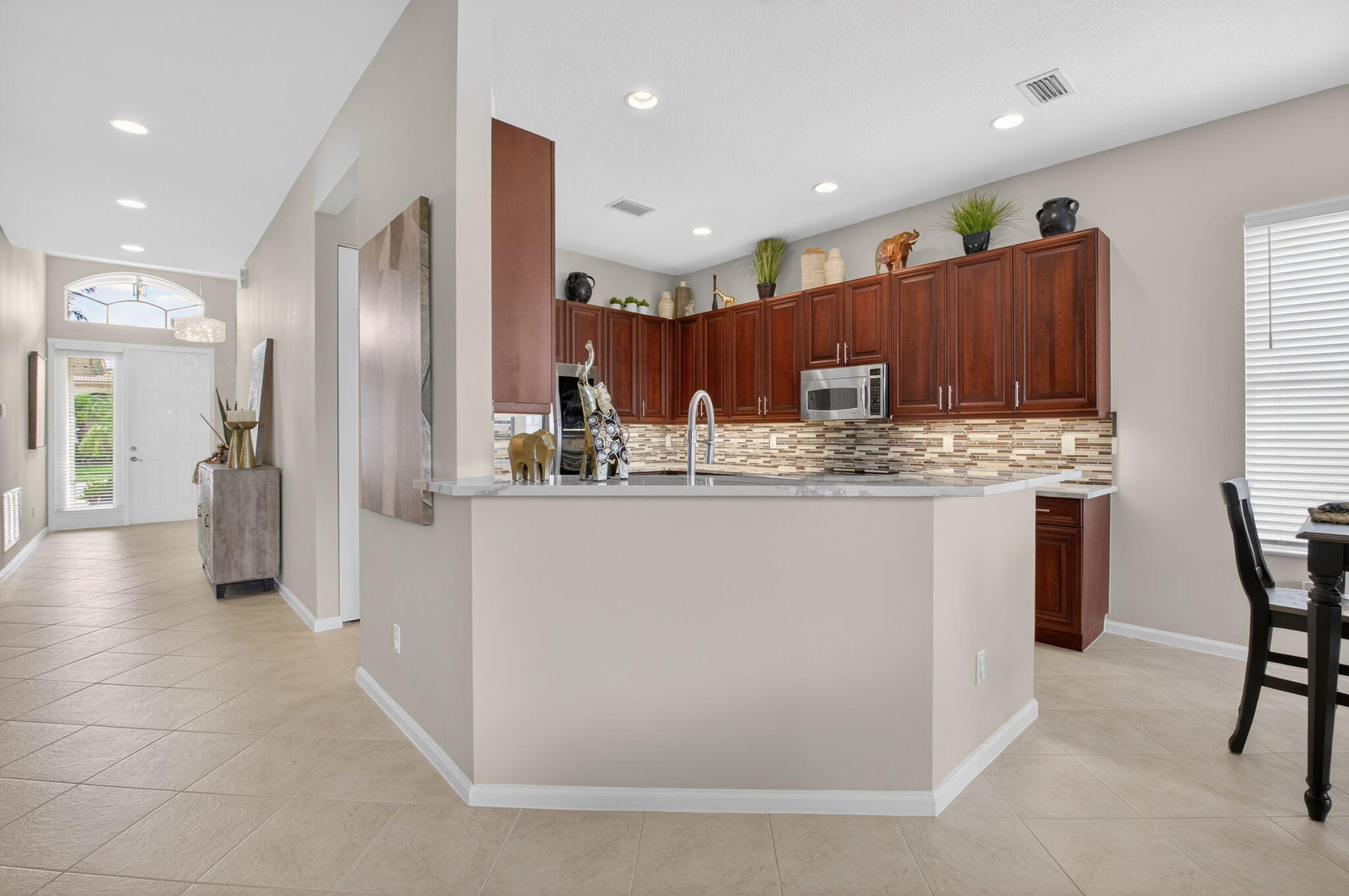 7015 Imperial Beach Circle