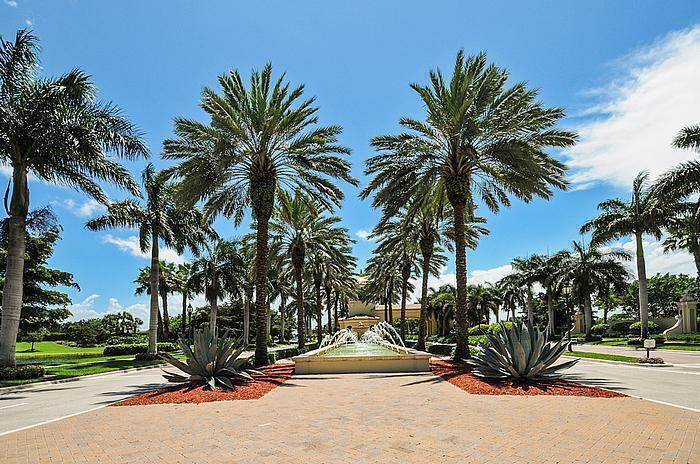 7015 Imperial Beach Circle