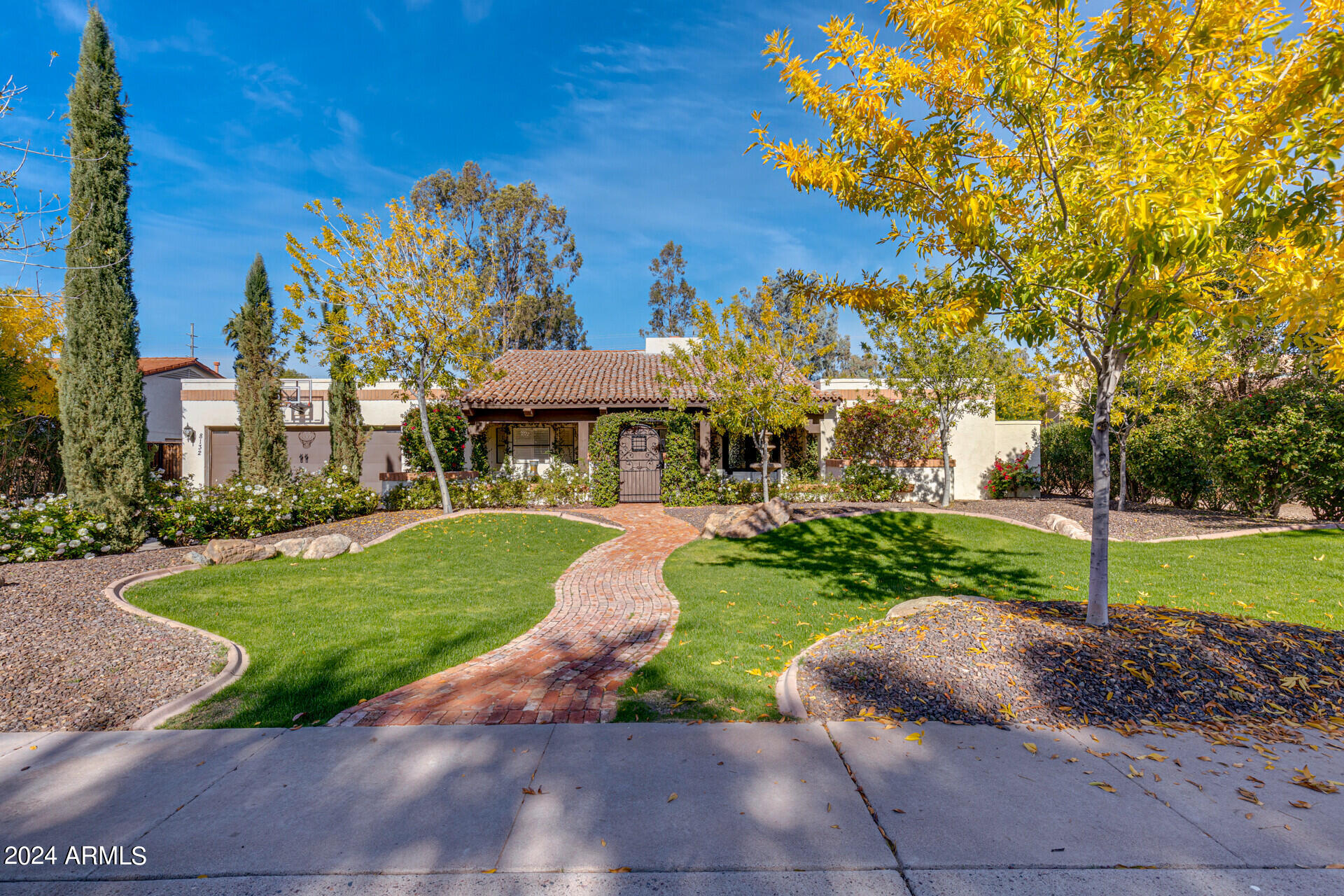 8132 E APPALOOSA Trail