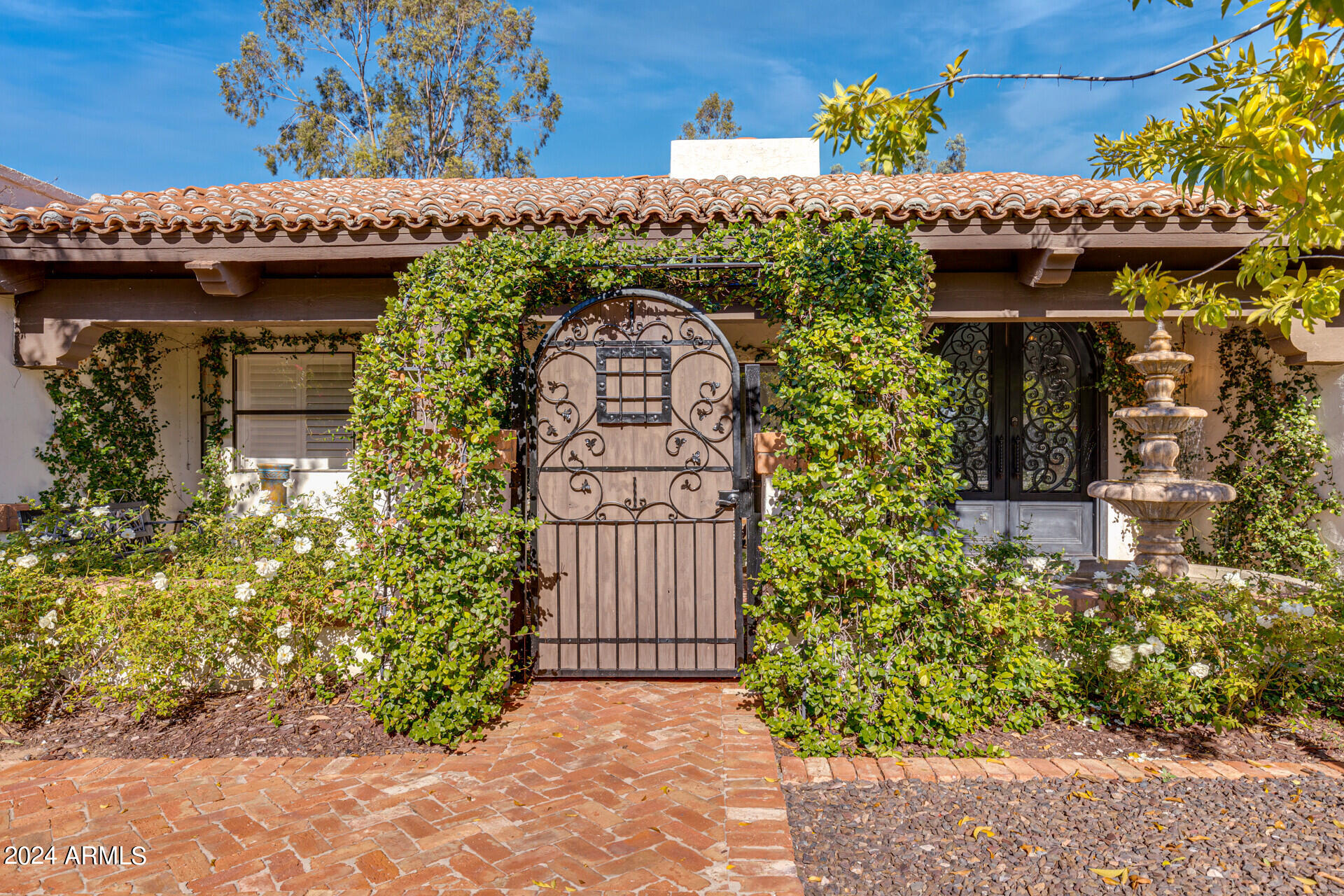 8132 E APPALOOSA Trail